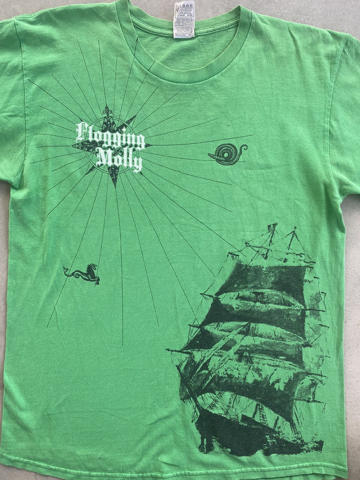Vintage VINTAGE FLOGGING MOLLY OVERPRINT BAND TEE Size US L / EU 52-54 / 3 - 2 Thumbnail
