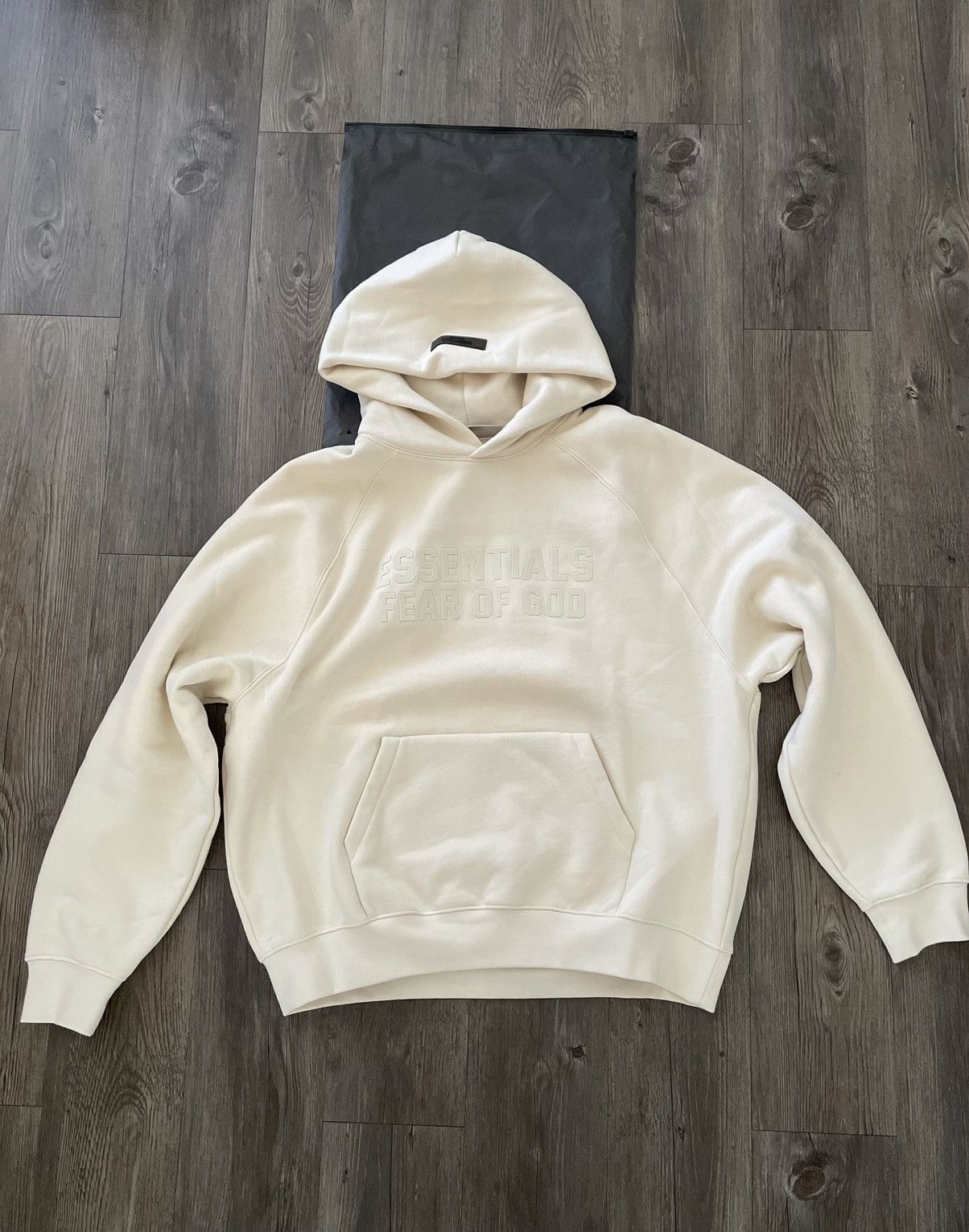 BRAND NEW Essentials Fear Of God Egg store Shell hoodie MEDIUM