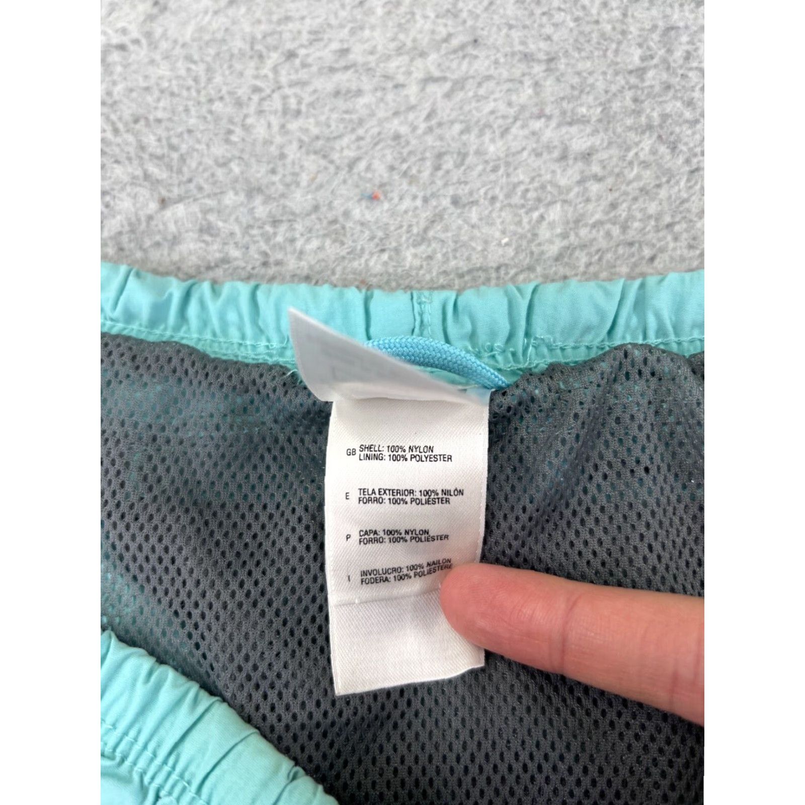 The North Face The North Face Shorts Womens Extra Large Blue 100% Nylon Running Gym Lined READ Size 40" / US 18 - 7 Thumbnail