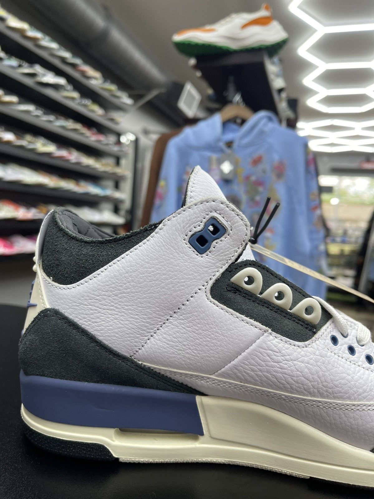 Jordan Brand Size 10.5 - Jordan 3 A Ma Maniere Diffused Blue Size US 10.5 / EU 43-44 - 7 Thumbnail