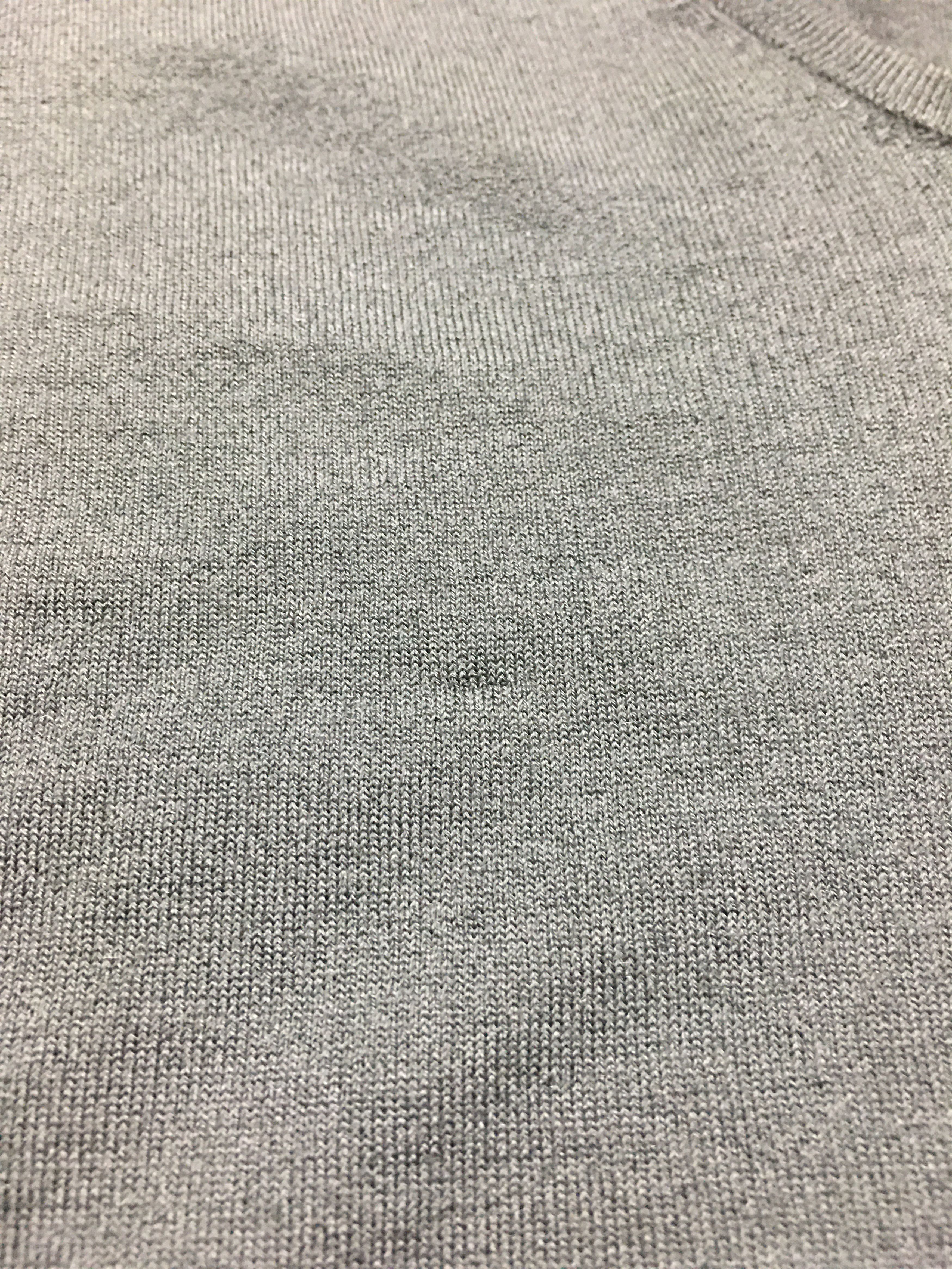 Brunello Cucinelli Brunello Cucinelli Cashmere V-Neck Sweater EU M/ US L Size L / US 10 / IT 46 - 11 Thumbnail