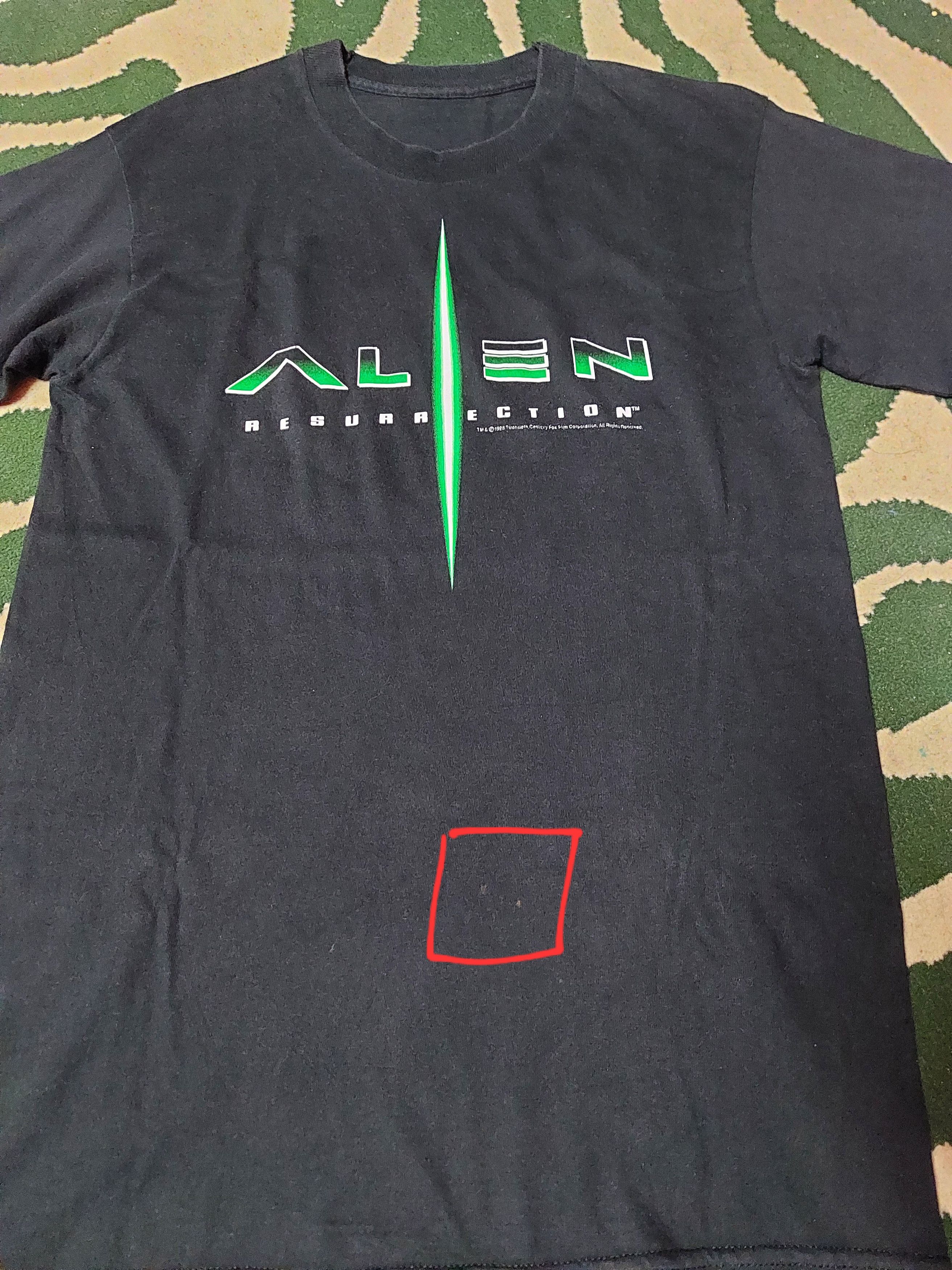 Vintage VINTAGE ALIEN RESURRECTION 90'S MOVIE T Size US M / EU 48-50 / 2 - 10 Thumbnail
