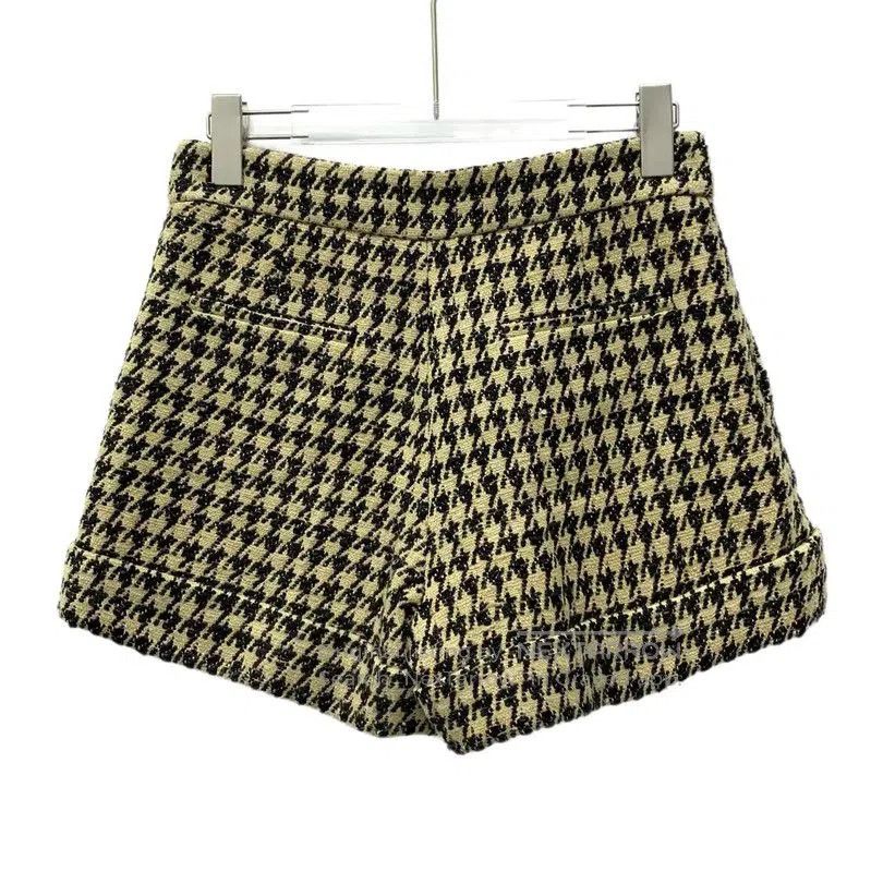 Dior Dior Brown Women's Houndstooth Shorts . Size 23" - 2 Thumbnail