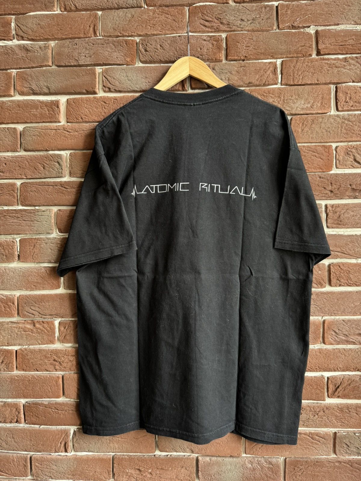 Band Tees × Vintage vintage 00s Nebula Atomic Ritual Stoner Rock Band Tee xl Size US XL / EU 56 / 4 - 2 Thumbnail