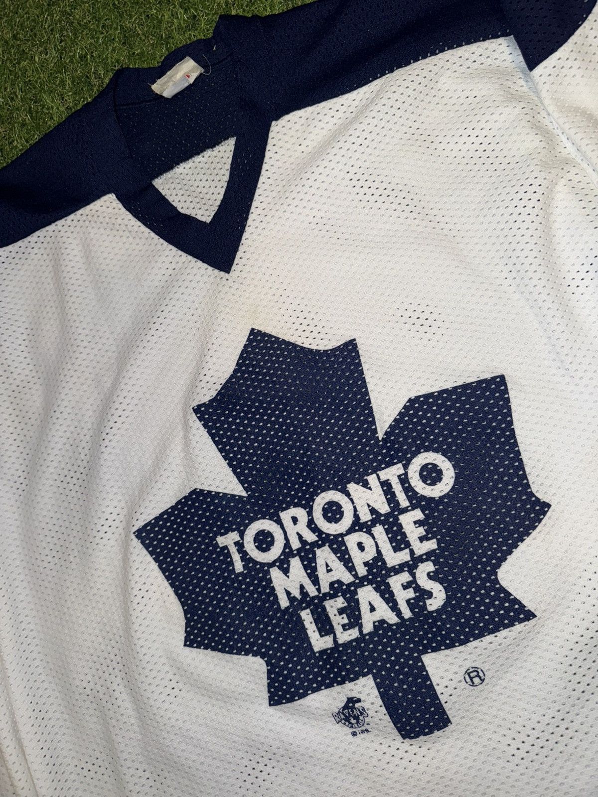 Other Vintage ravens Toronto Maple Leafs jersey Size US M / EU 48-50 / 2 - 2 Thumbnail