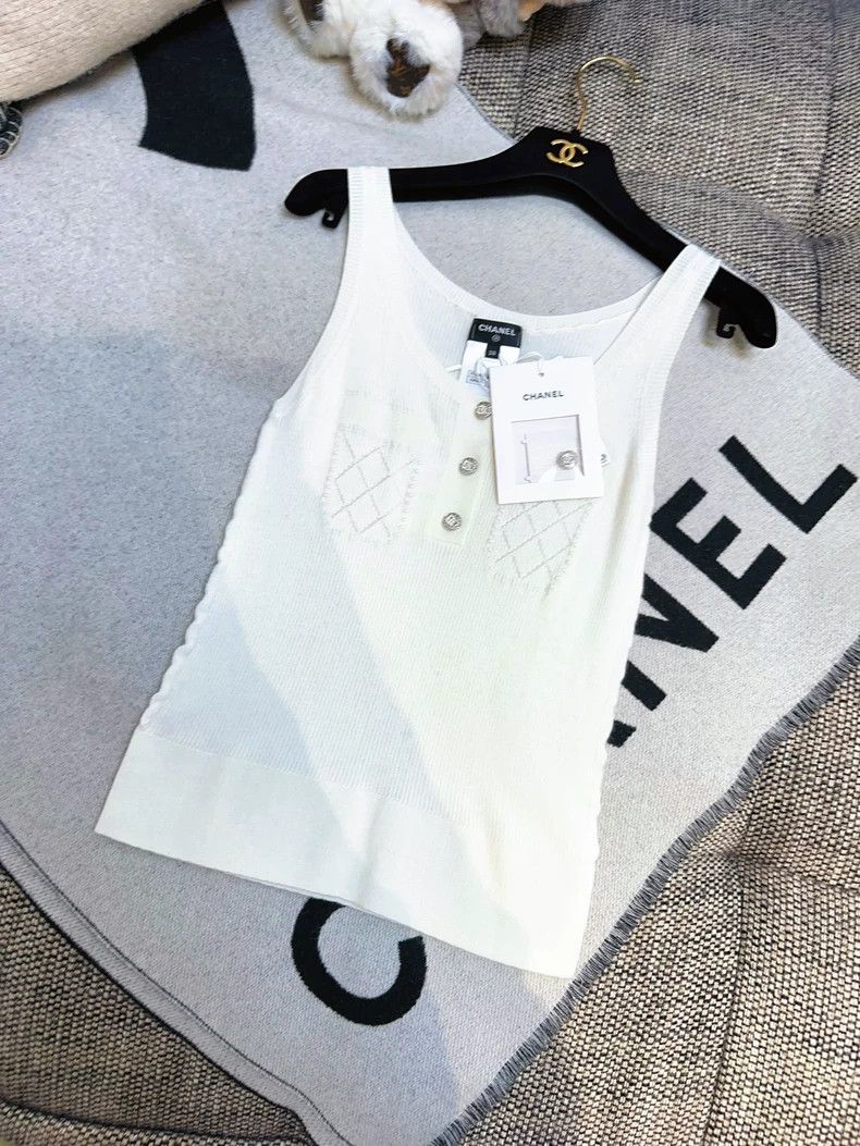 Chanel Chanel 22A beige round-neck knitted suspender vest Size XS / US 0-2 / IT 36-38 - 1 Thumbnail