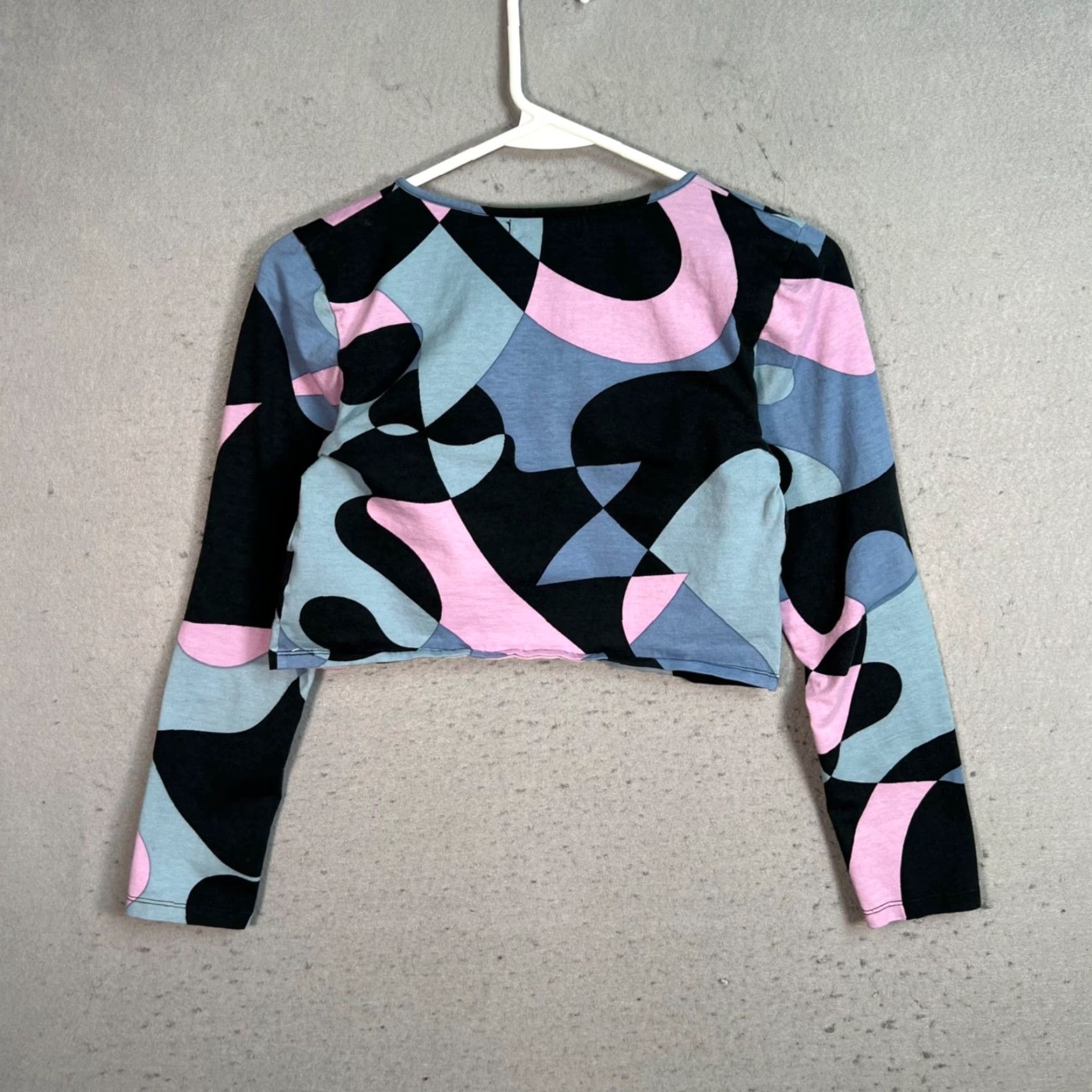 Vintage MOTEL Crop Top Women's Shirt Long Sleeve Abstract Print Size Medium Black Cropped 90s Theme Womens Size M / US 6-8 / IT 42-44 - 2 Thumbnail