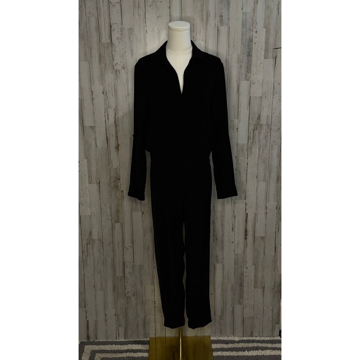 Vince Vince Women's Black Long Sleeve Jumpsuit Size 6 Formal Size 28" / US 6 / IT 42 - 1 Thumbnail