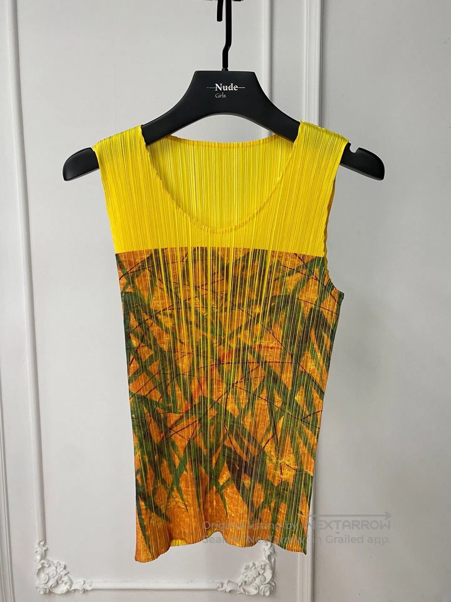 Pleats Please Issey Miyake Pleats Please ISSEY MIYAKE Pleated Vest. Size L / US 10 / IT 46 - 1 Thumbnail