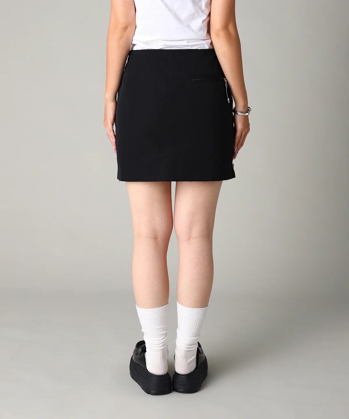 Toga Pulla Toga 25AW Memory Grosgrain Mini Skirt Size 28" / US 6 / IT 42 - 5 Thumbnail