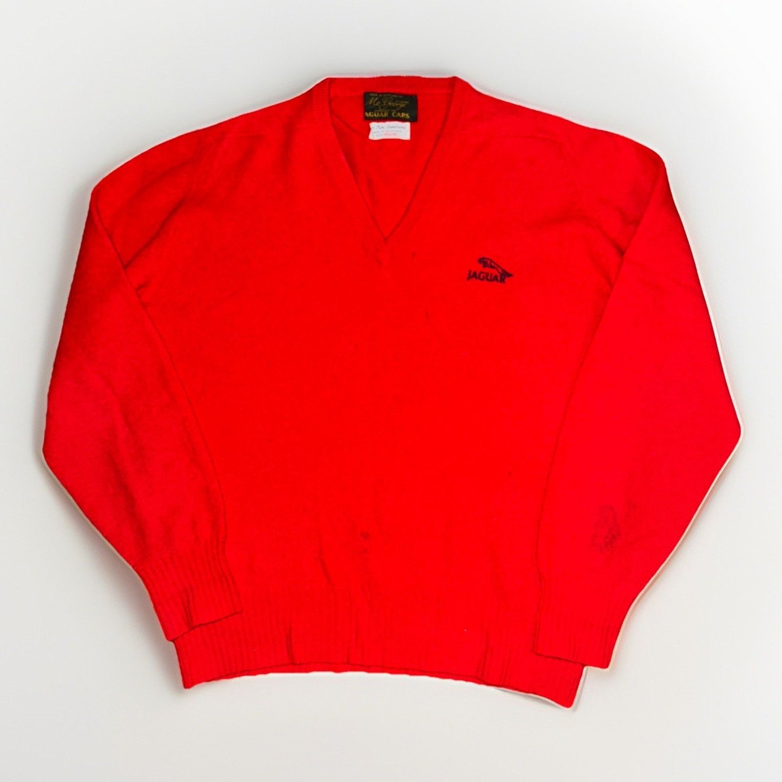 Vintage Vintage McGeorge of Dumfries Lambswool Sweater V Neck Red XL Size US XL / EU 56 / 4 - 1 Thumbnail