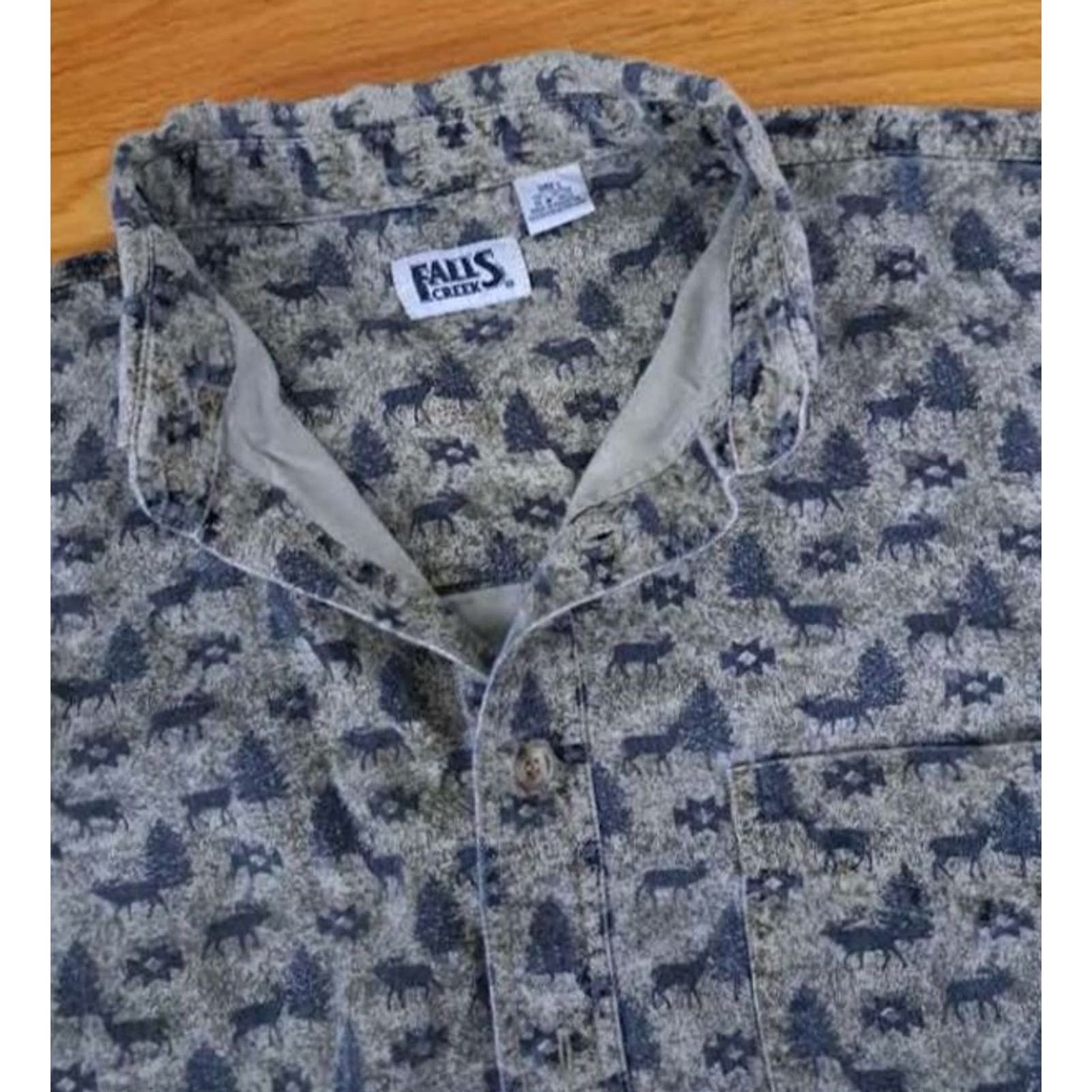 Vintage Falls Creek Shirt Cotton Full Button Unisex Adults L Red Plaid Fish Outdoor Fall Canvas Long Sleeve Button-Up 31in 25in pit to pit Size US L / EU 52-54 / 3 - 4 Thumbnail