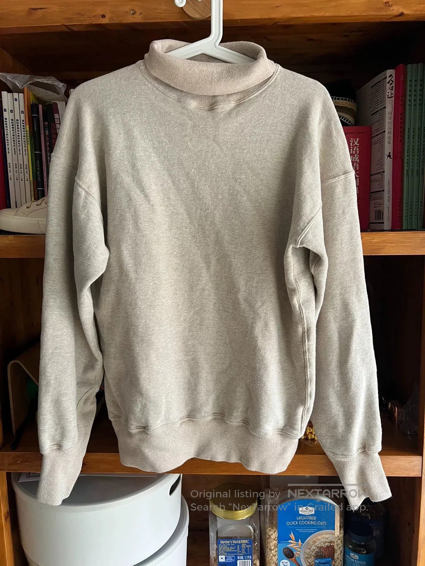 Warehouse vintage high-neck plush sweatshirt in oatmeal. Size US M / EU 48-50 / 2 - 4 Thumbnail