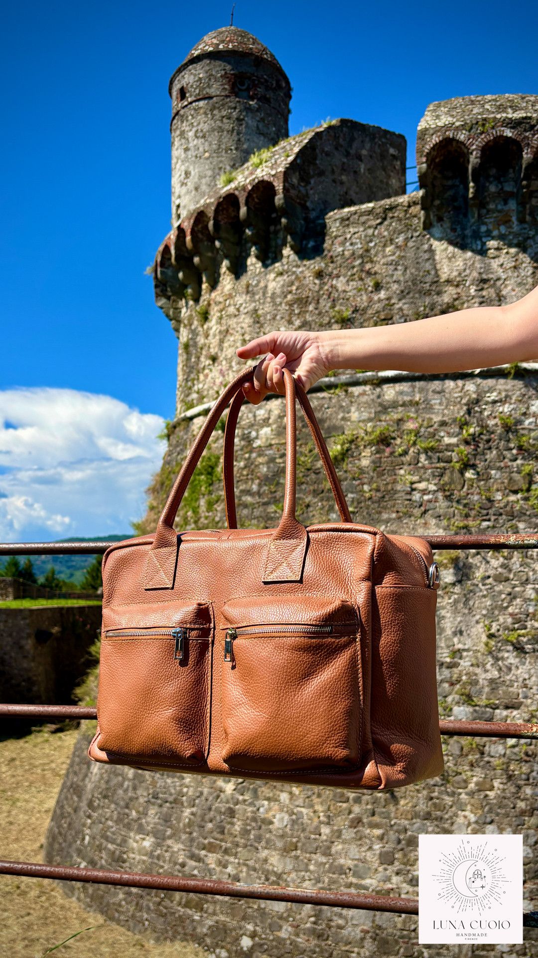 Vera Pelle Leather Travel Bag, Duffel Bag, Weekender bag Size ONE SIZE - 1 Thumbnail