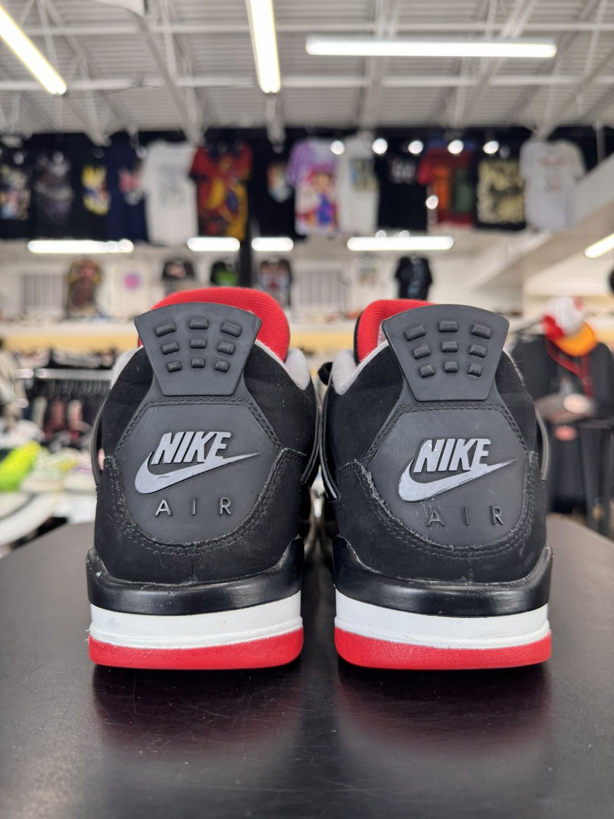 Jordan Brand Air Jordan 4 Bred Size 7Y (2019) Size US 7 / EU 40 - 5 Thumbnail