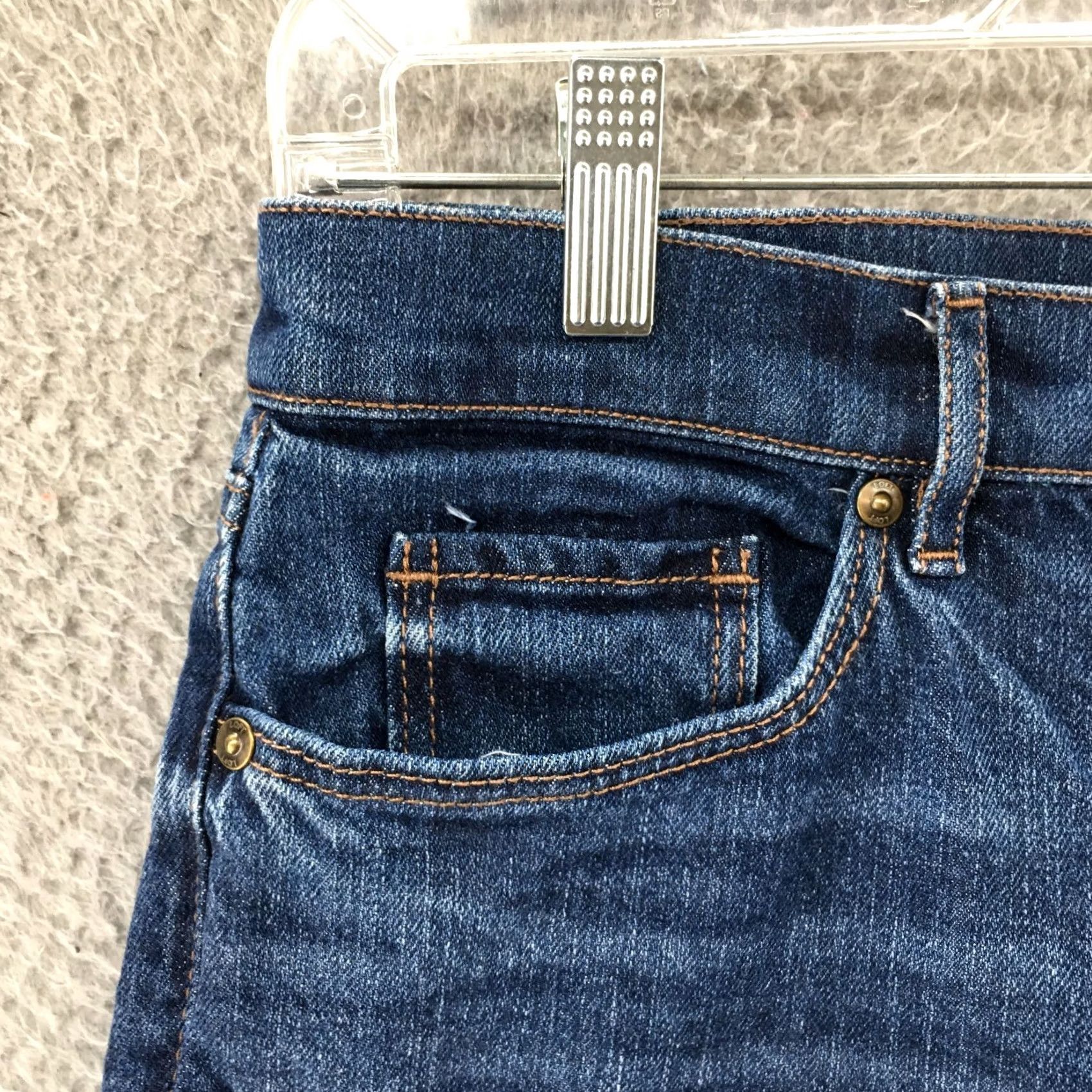 Loft LOFT Jeans Shorts Denim 25 Blue Mid Rise Dark Wash Casual Zip 5-Pocket Womens Size 42" / US 20 - 2 Thumbnail
