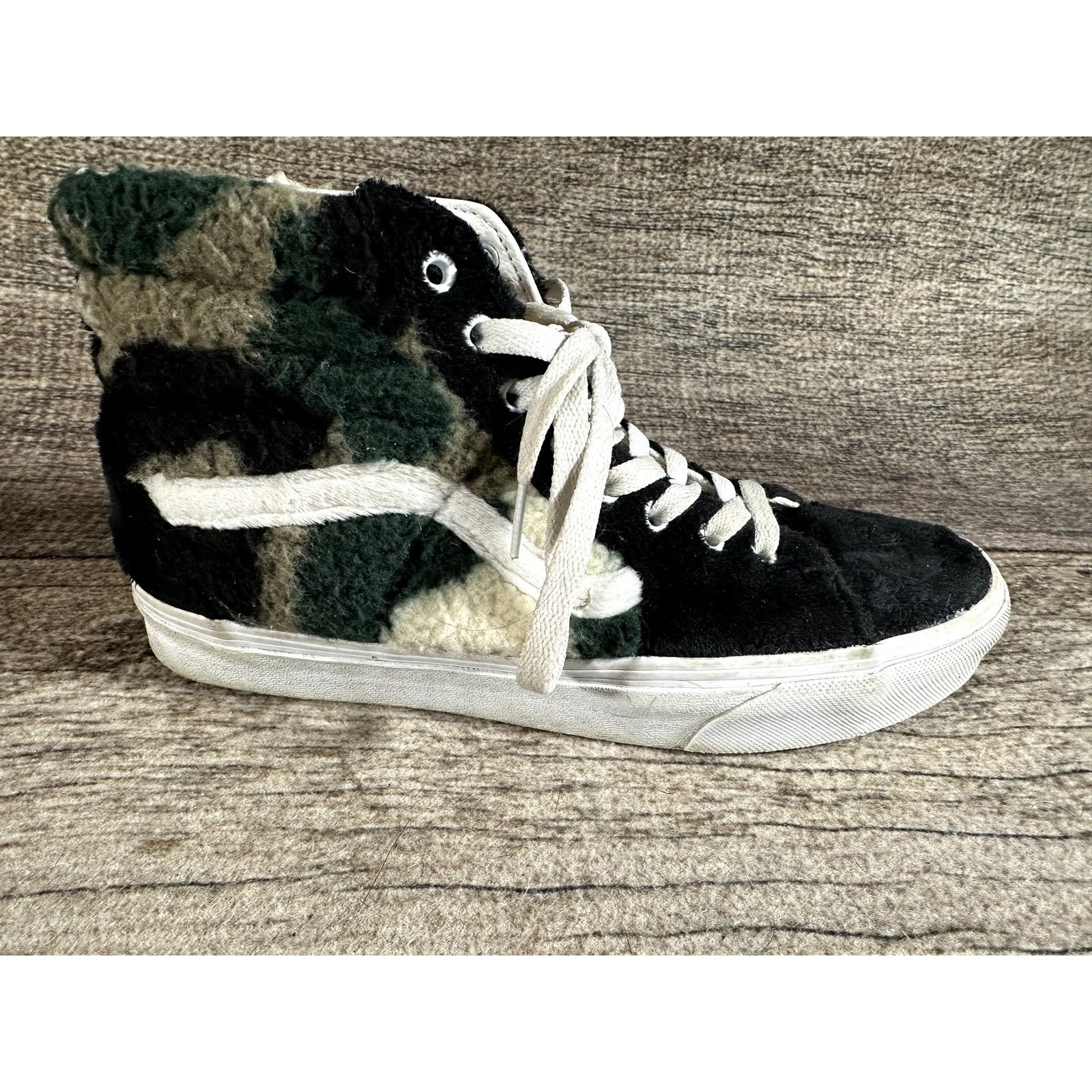 Vans Vans Sk8-Hi Camo Sherpa Sneakers Men's High Top Shoes Size US 9 / EU 42 - 5 Thumbnail