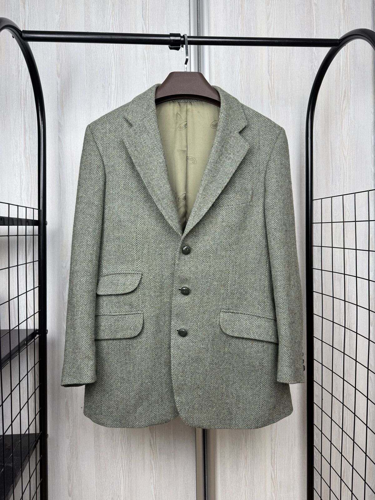 Magee Magee Donegal Tweed herringbone grey trim sport coat blazer Size 38R - 1 Thumbnail