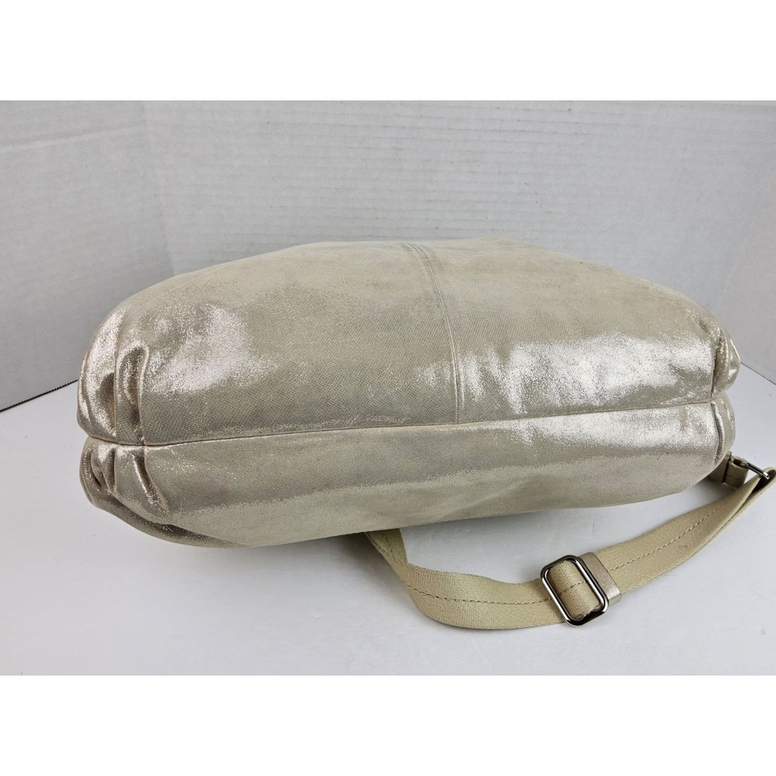 Coach Coach Poppy 2 Way Metallic Shoulder Handbag Purse Women Leather Ivory Metallic 14x12x3 Womens Size ONE SIZE - 5 Thumbnail