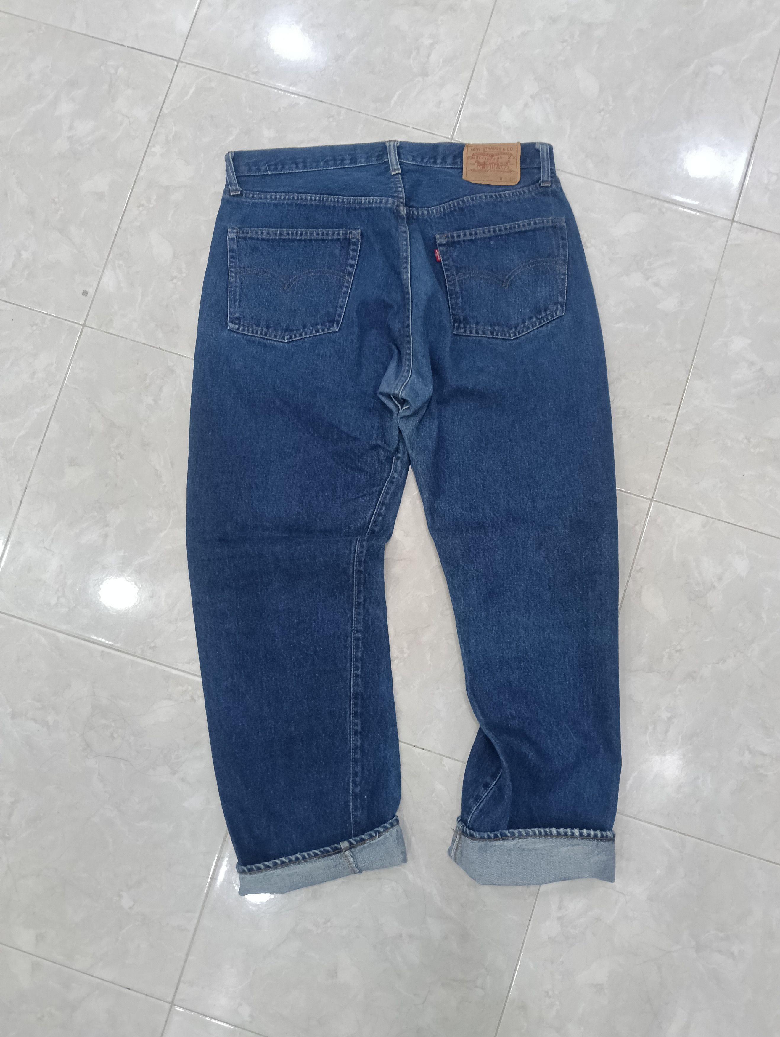 Levi's Vintage Clothing 80s Levis 501 Selvedge Size US 36 / EU 52 - 3 Thumbnail