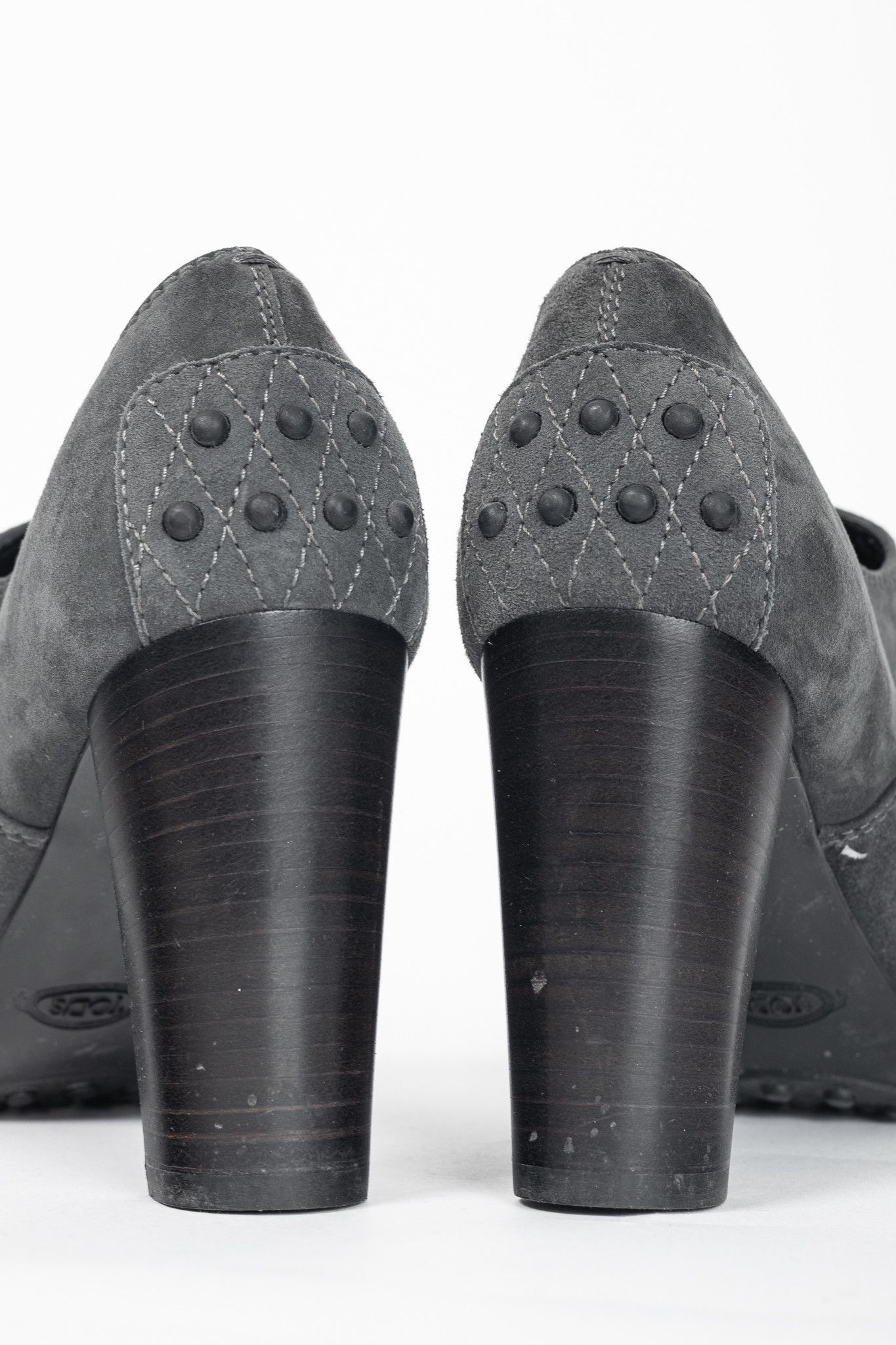 Tod's Tod's Grey Suede Cap-Toe Gommino Lace-Up Oxfords Size US 5.5 / IT 35.5 - 9 Thumbnail