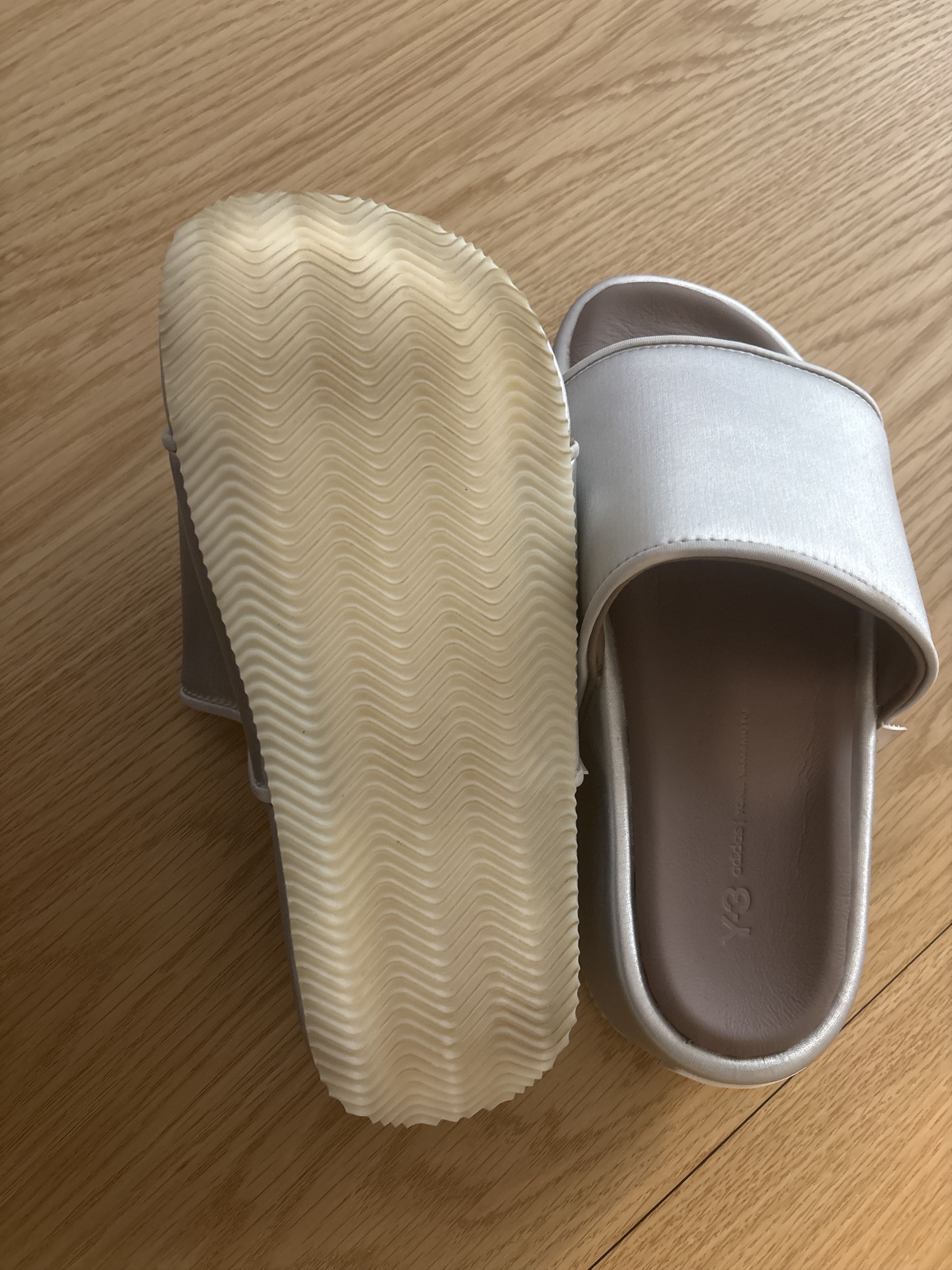 Yohji Yamamoto Slip ons Y3 Adidas Silver Size US 7 / IT 37 - 3 Thumbnail