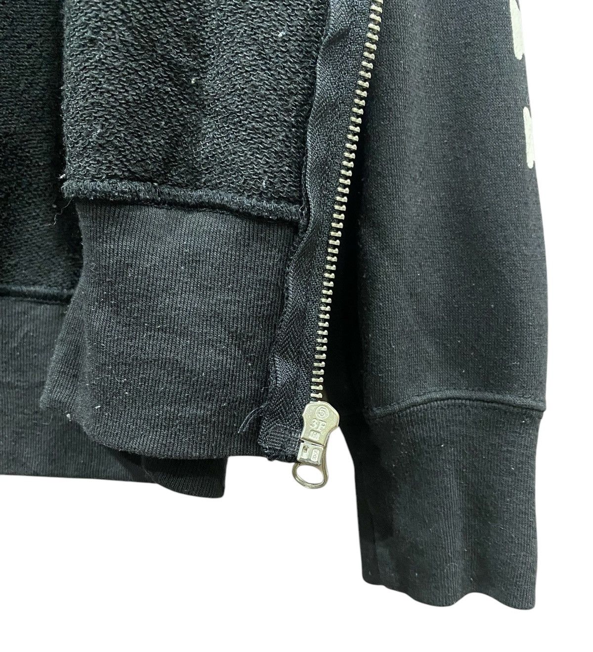 Cartoon Network Rare HELLO KITTY Big Logo Sweater Zipper Hoodie Size US M / EU 48-50 / 2 - 11 Thumbnail