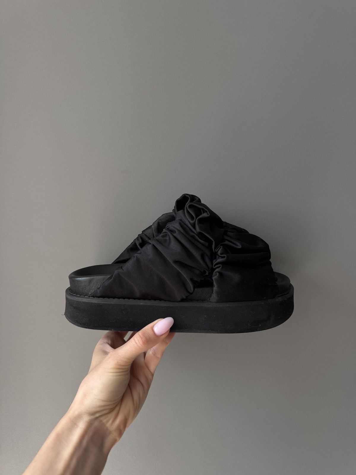 Ganni Ganni Ruched Platform Black Sandals Size US 6 / IT 36 - 4 Thumbnail