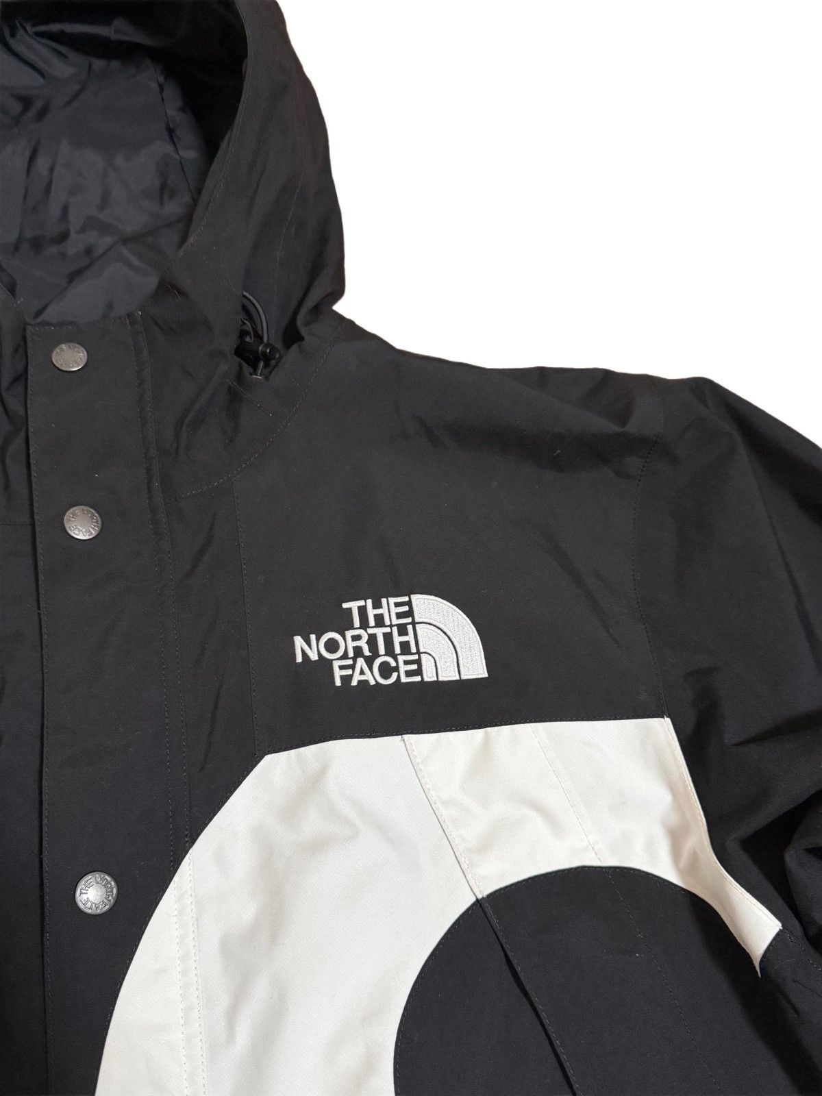 Supreme × The North Face 🔥Supreme x The North Face S Logo Mountain Jacket/Windbreaker Size US M / EU 48-50 / 2 - 6 Thumbnail