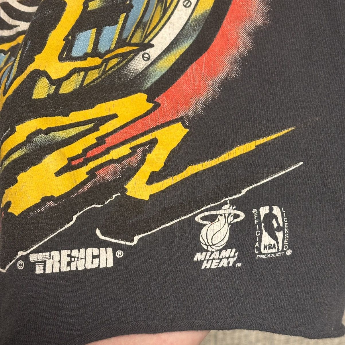 Vintage 90s Trench Ultra Miami Heat Tee – Raw Hem Black Size US M / EU 48-50 / 2 - 4 Thumbnail