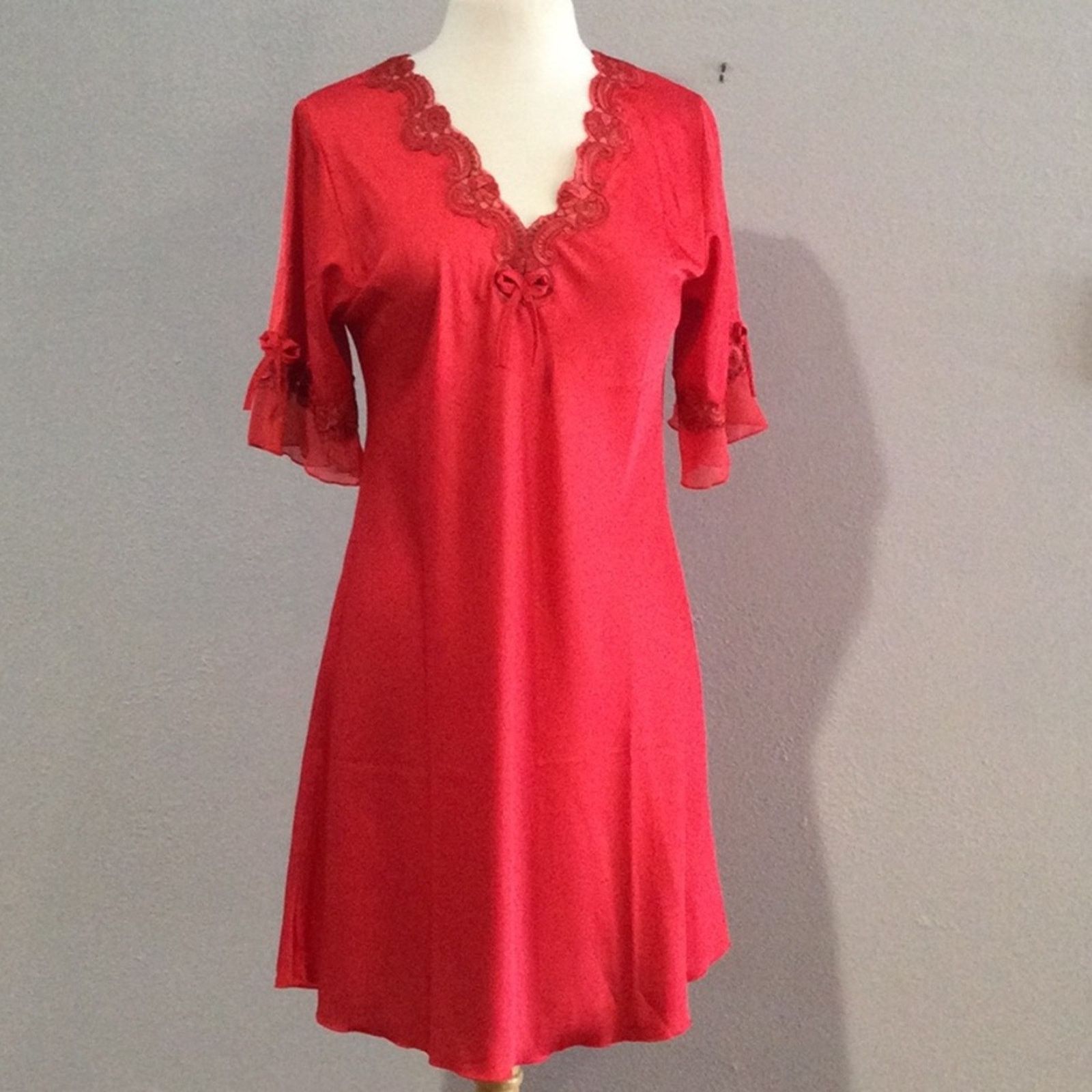 Other Red Lace Nightgown XXL (See description for measurements) Size M / US 6-8 / IT 42-44 - 1 Thumbnail