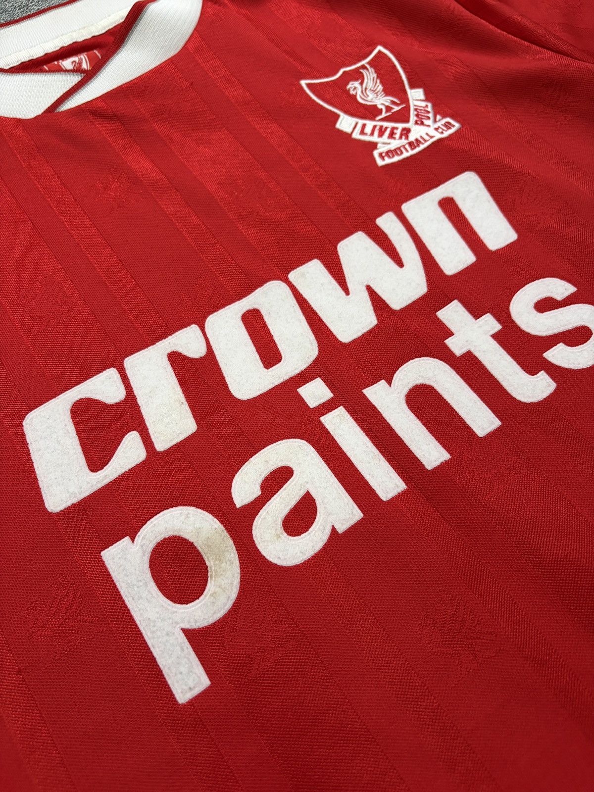 Japanese Brand LFC 1982-85 Retro Home Jersey Official Product Size M Size US M / EU 48-50 / 2 - 11 Thumbnail