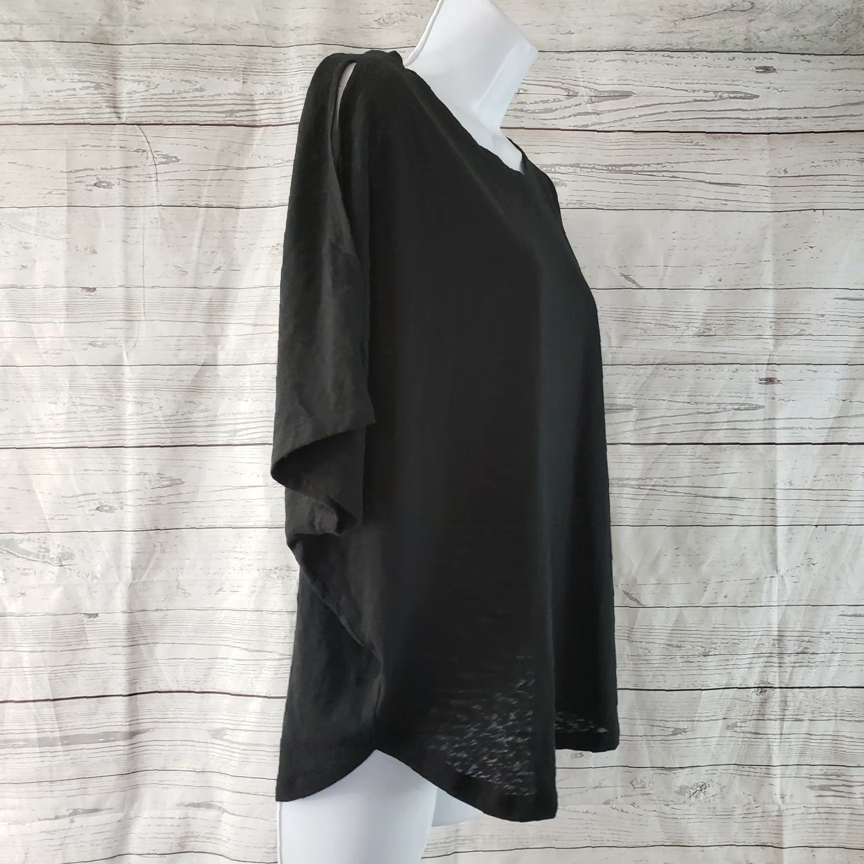 Gap Gap Women’s Cold Shoulder Top Sz Large Solid Black Cotton Blend Shirt (Short Sleeve) Mens Womens Size L / US 10 / IT 46 - 2 Thumbnail