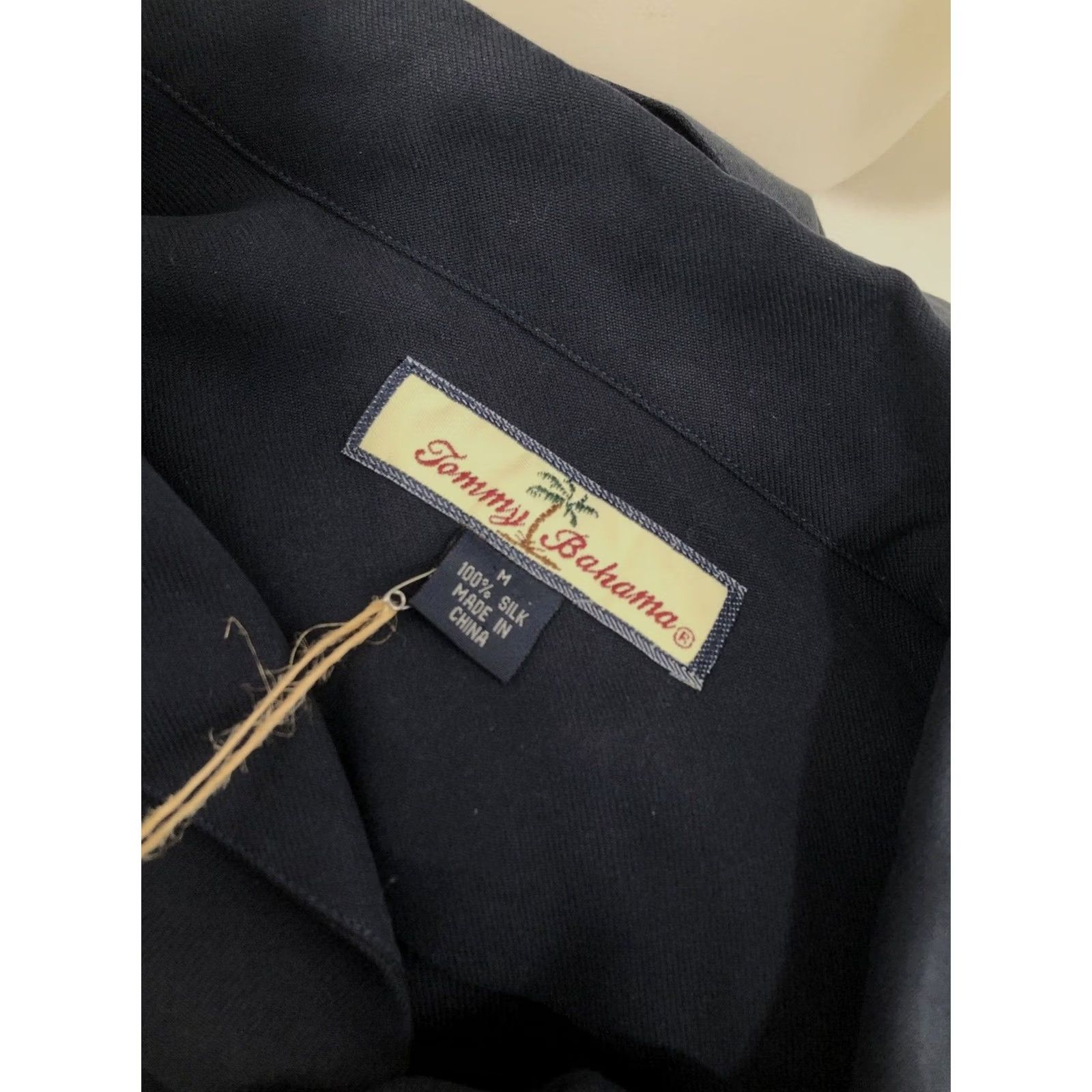 Tommy Bahama TOMMY BAHAMA / NEW w TAG - CASTING AGENT Fly Fishing Embroidered SILK Md. Shirt Size US M / EU 48-50 / 2 - 5 Thumbnail