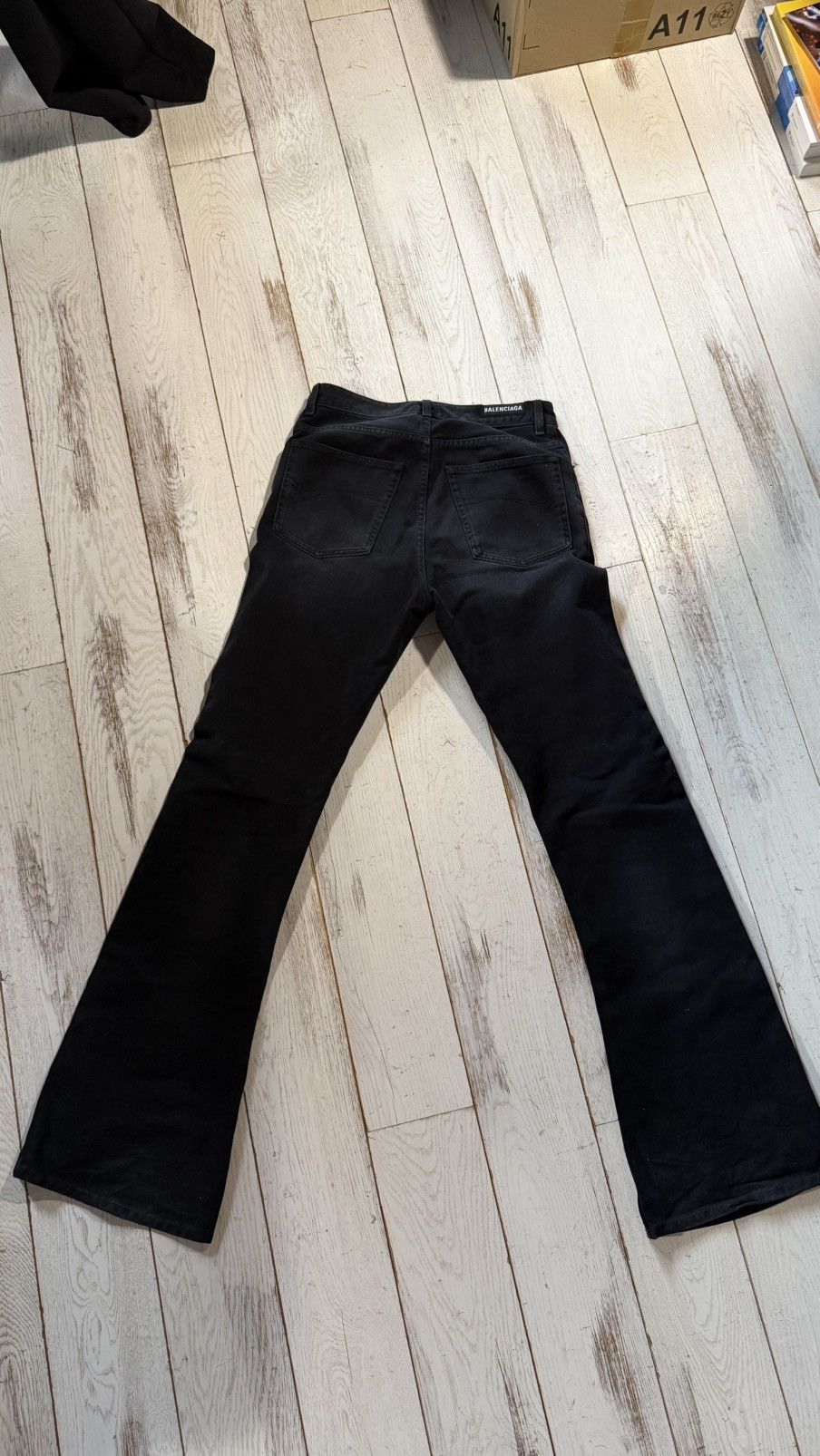Balenciaga Balenciaga SS23 Flared Jeans Size US 30 / EU 46 - 2 Thumbnail