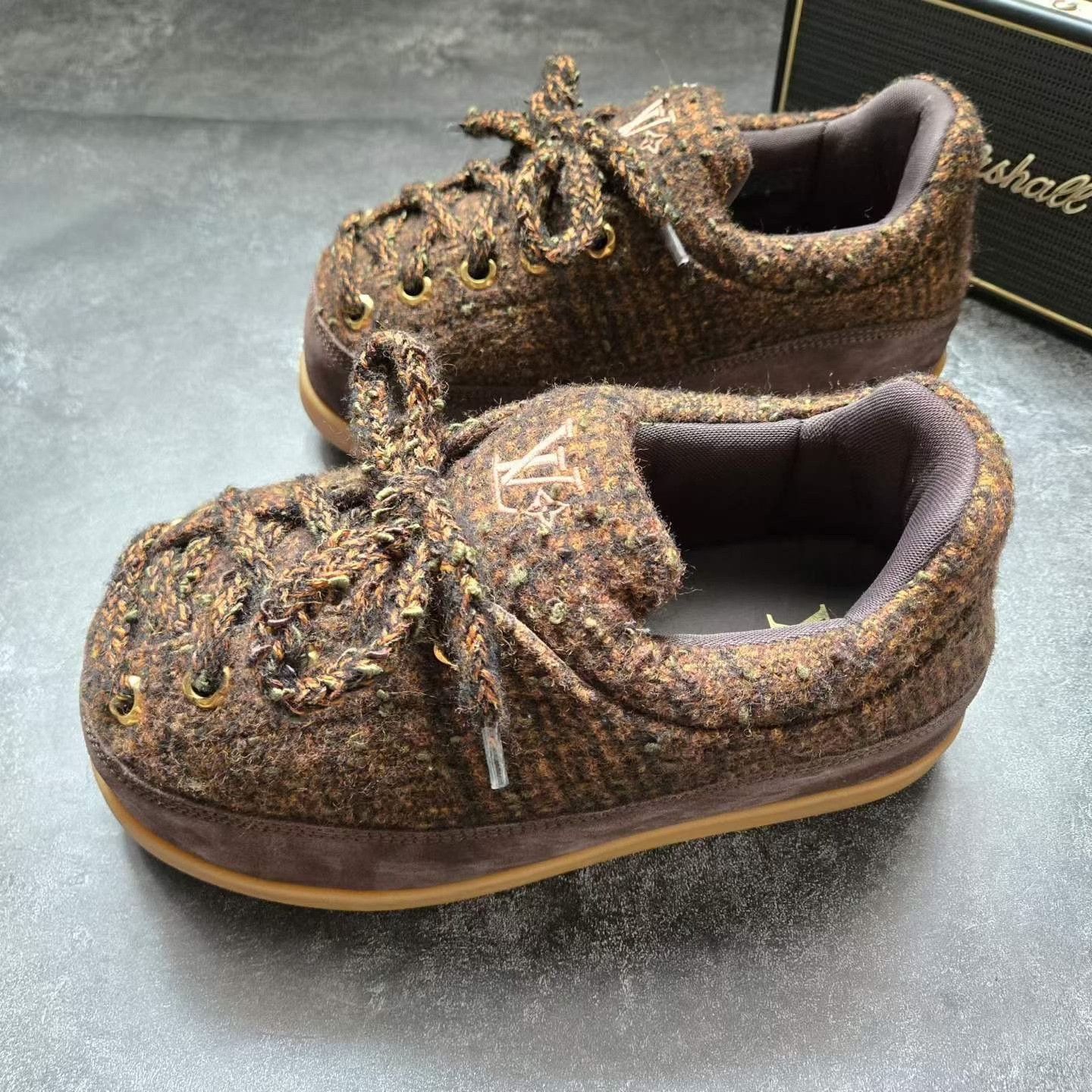 Louis Vuitton Louis Vuitton Nigo Yeti Runner Sneaker Size US 9 / EU 42 - 1 Thumbnail