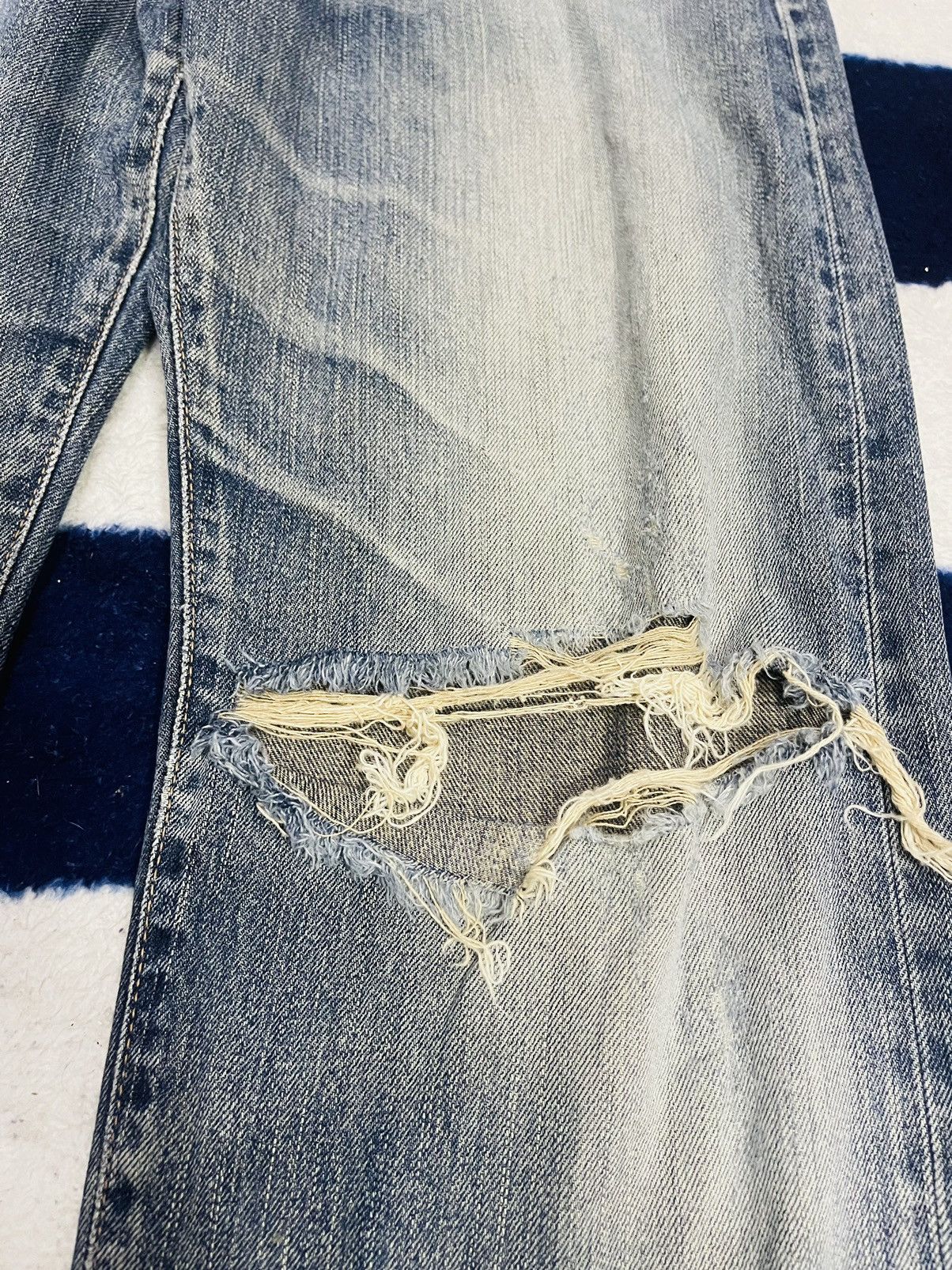 Edwin × Japanese Brand Distressed Edwin Jeans (11) Size US 30 / EU 46 - 15 Thumbnail