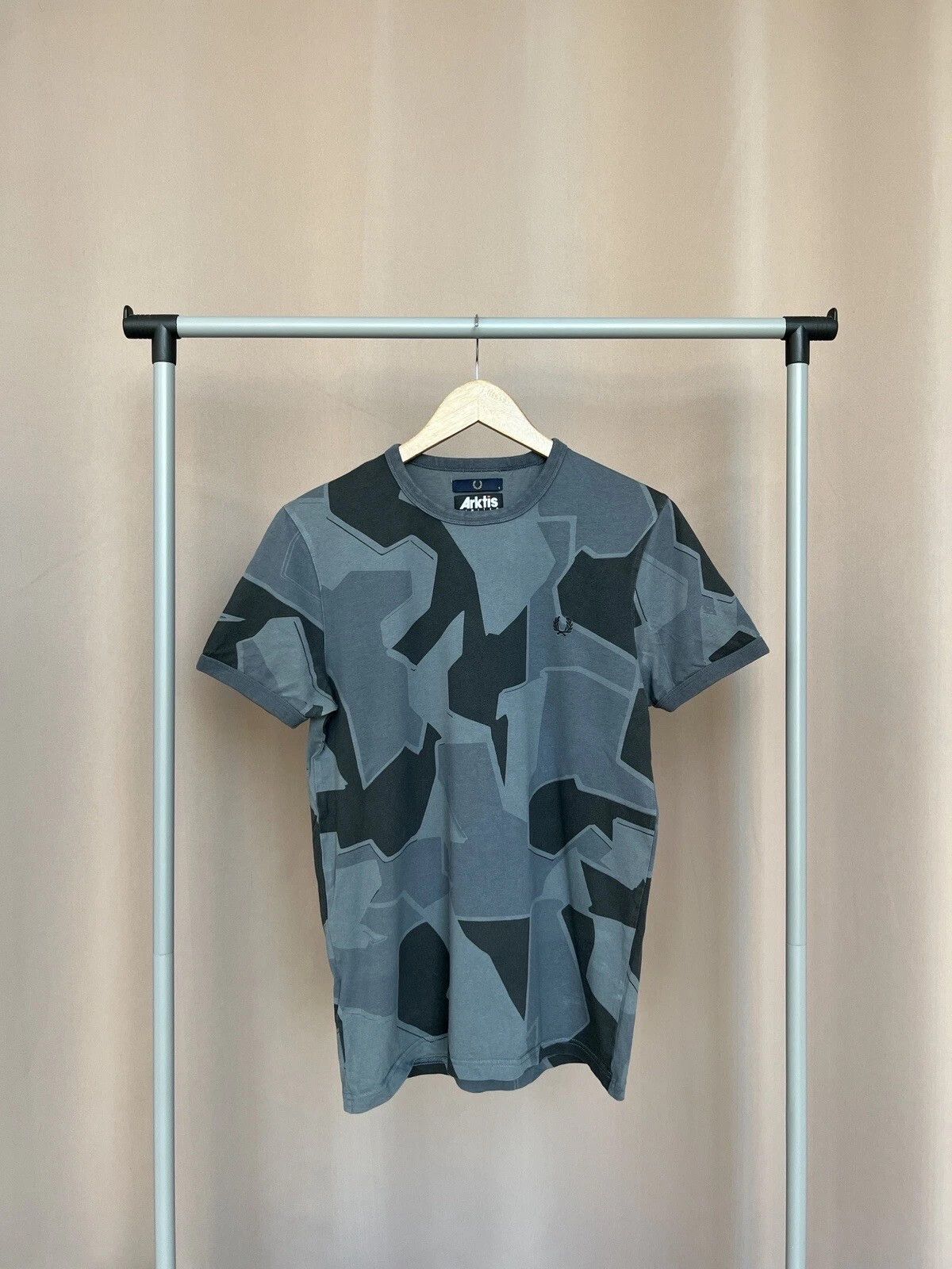 Fred Perry Fred Perry x Arktis Camo T-Shirt Mens Size S Vintage Size US S / EU 44-46 / 1 - 1 Thumbnail