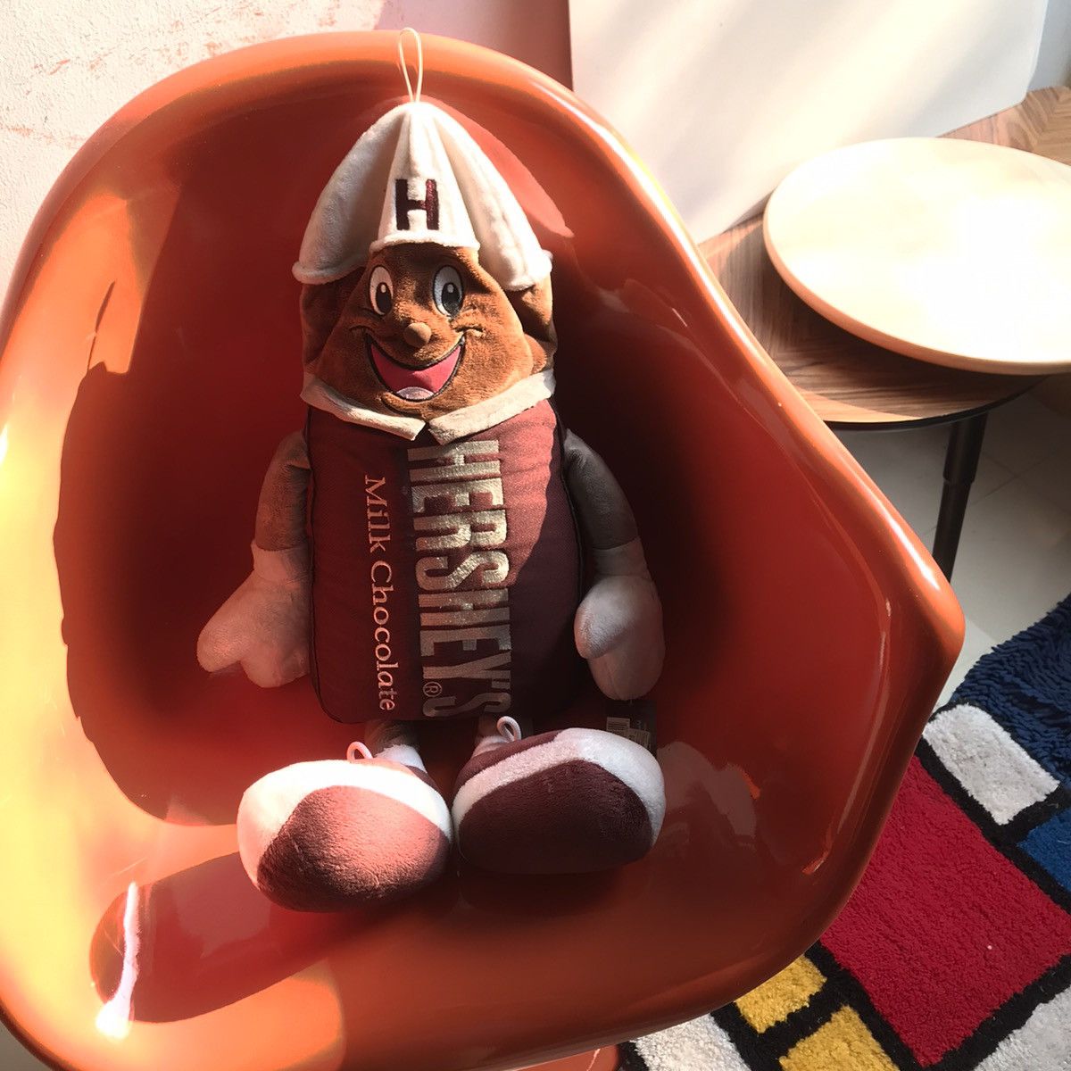 CHOCOOLATE × Medicom Toy × Vintage Vintage 90s Hershey's Chocolate Bar Man Microbead Pillow dol Size ONE SIZE - 1 Thumbnail