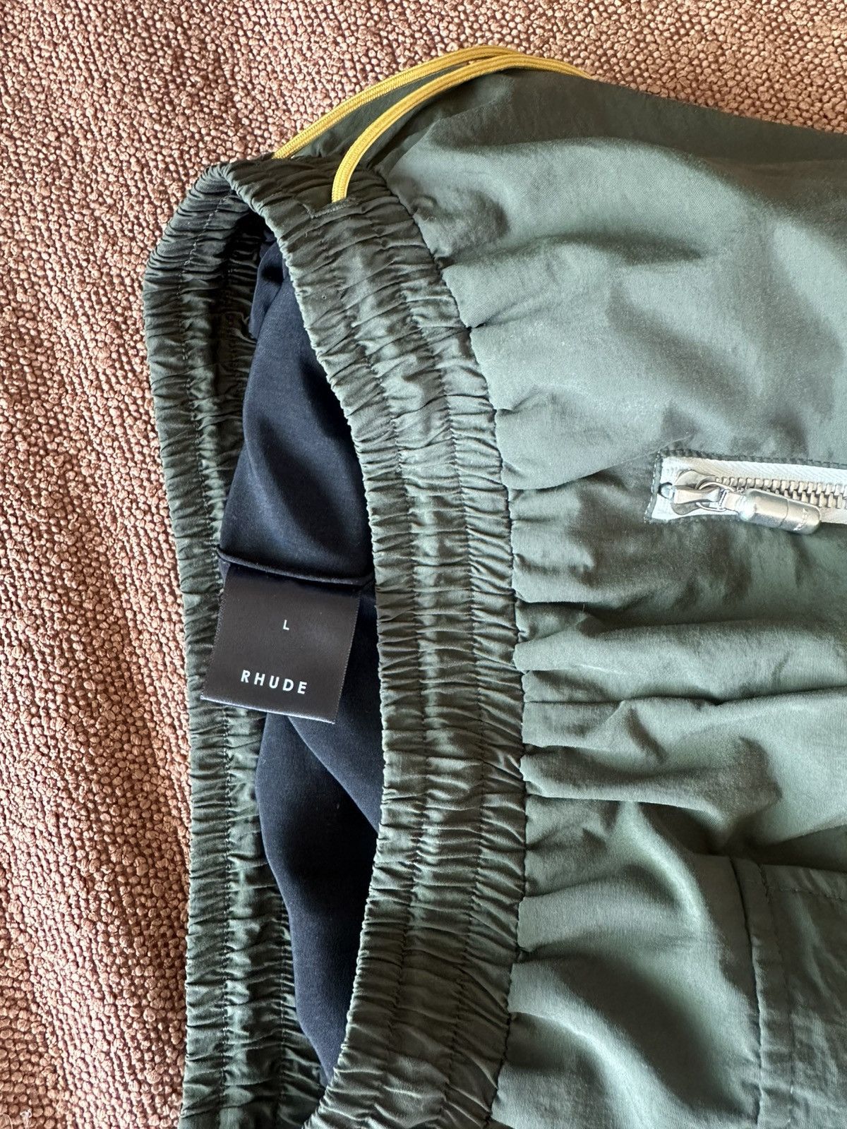 Rhude Rhude shorts Size US 33 - 3 Thumbnail