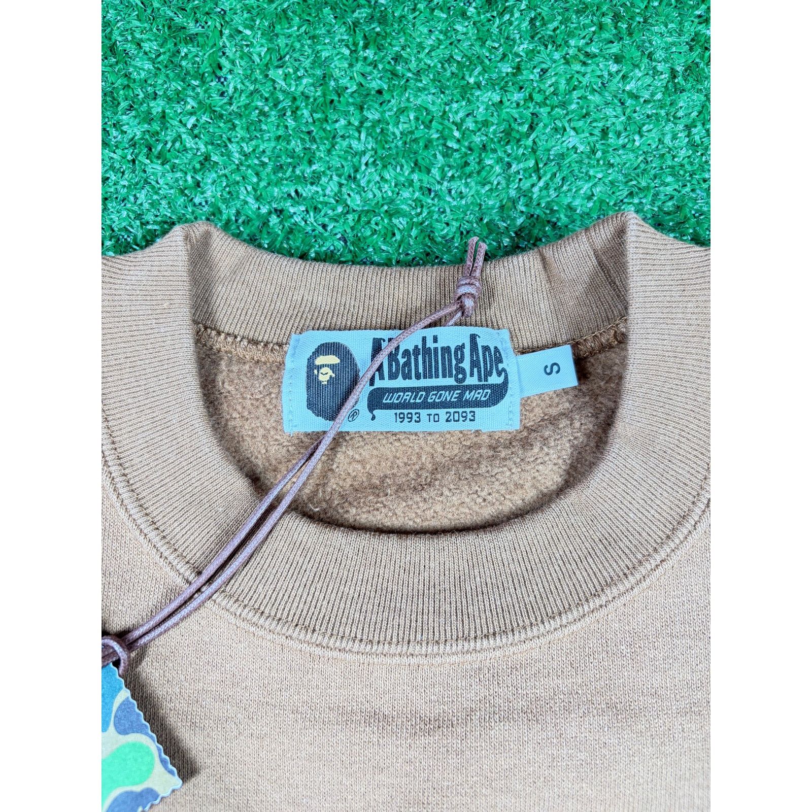 Bape BAPE X Carhartt Beige Crewneck Sweatshirt Size Small Size US S / EU 44-46 / 1 - 4 Thumbnail