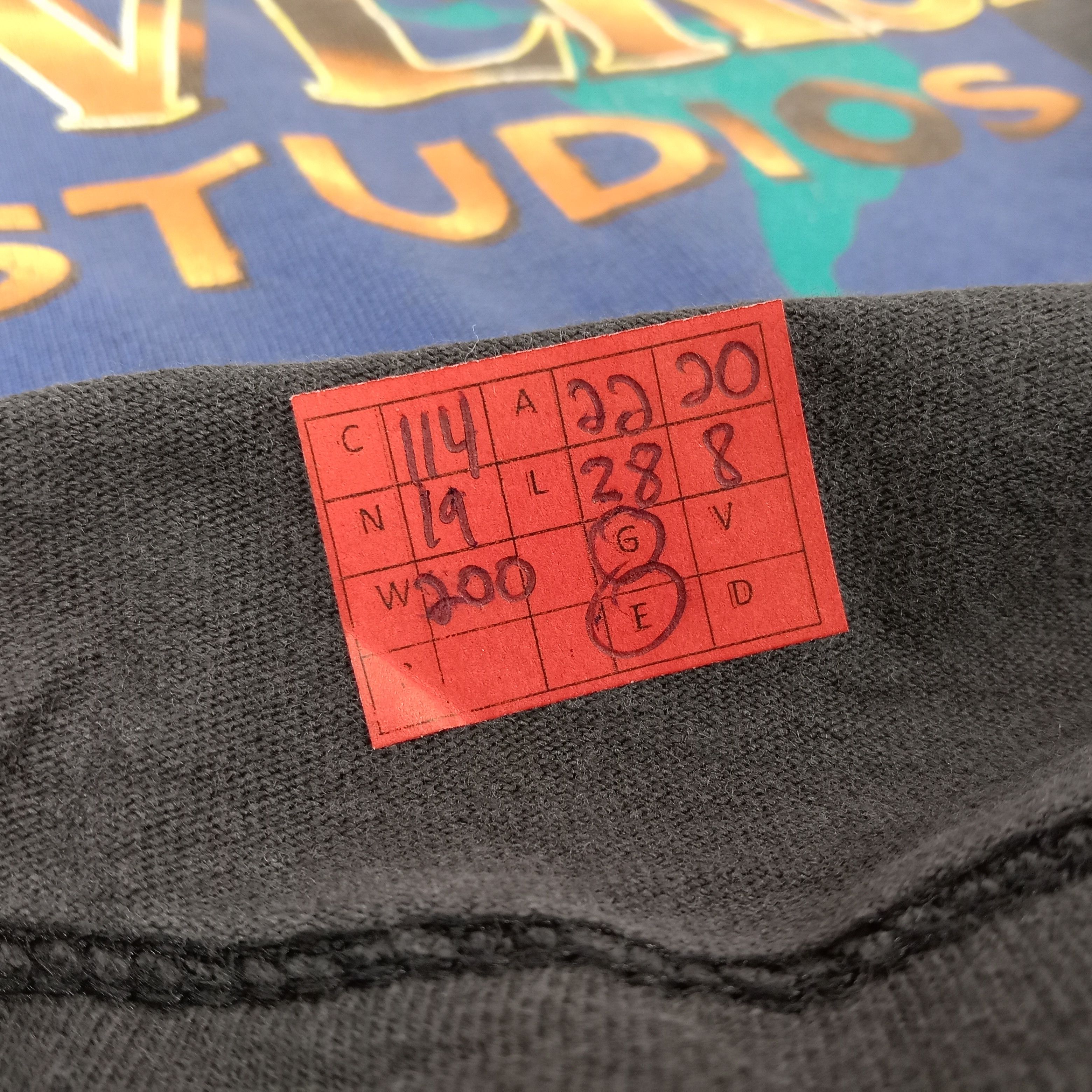 Universal Studios × Vintage Universal Studios Orlando Center Design Vintage Tshirt Size US L / EU 52-54 / 3 - 7 Thumbnail