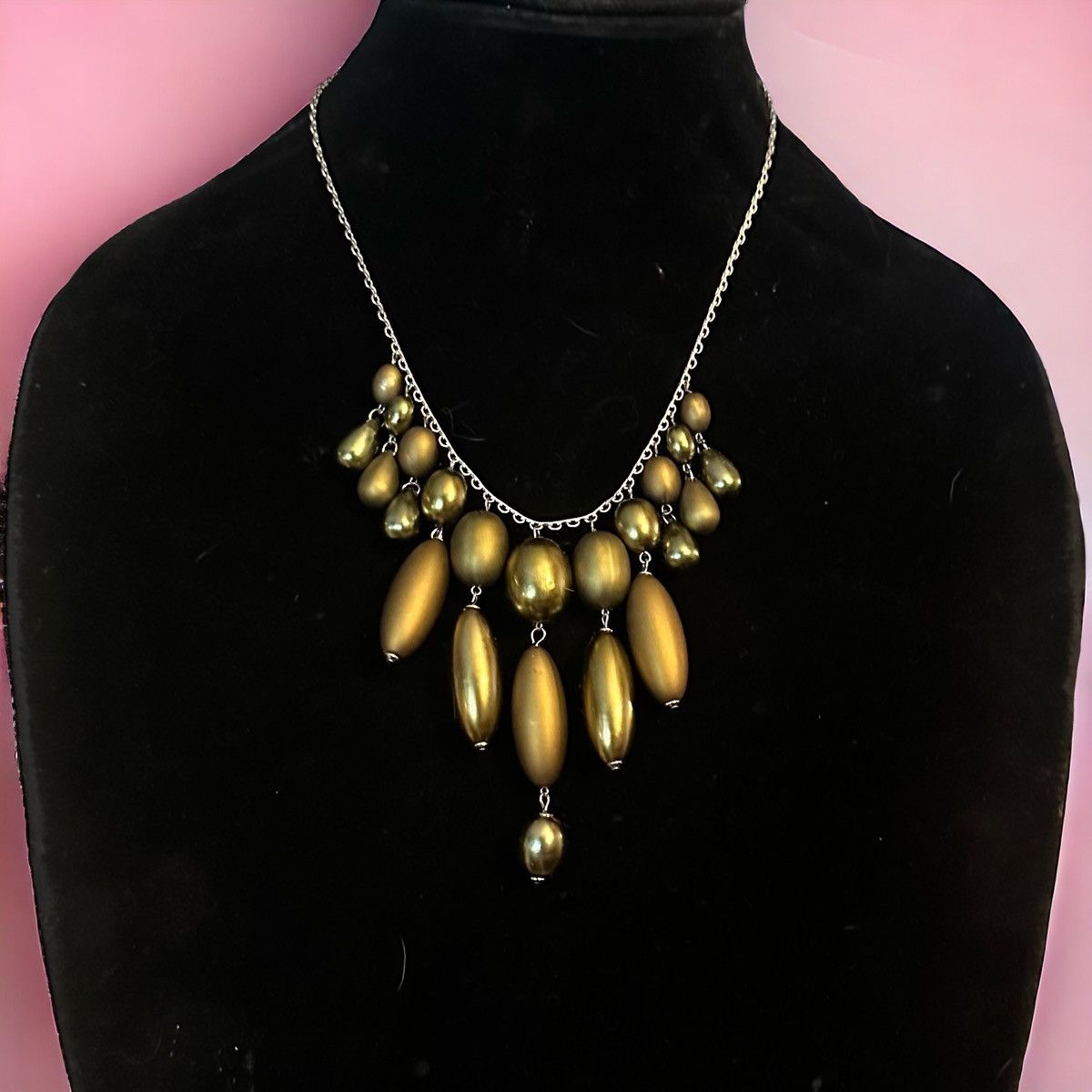 Other Metallic olive green dangle bib necklace Size ONE SIZE - 1 Thumbnail