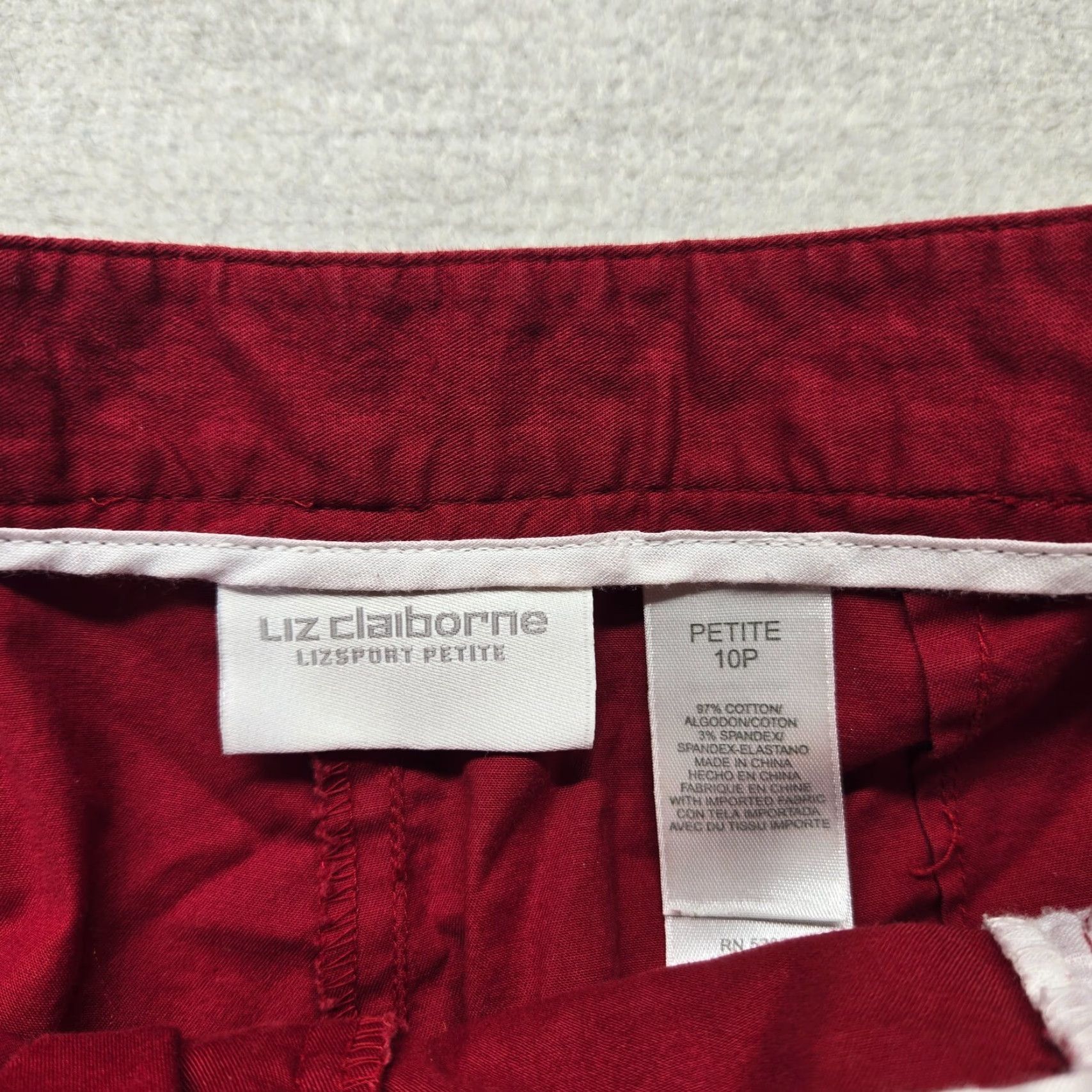 Liz Claiborne Liz Claiborne Pants Capri Red Petite 10P Women's Cropped Inseam 22" Mid Rise Slant Pocket Cotton Blend Casual Capris Womens Size 32" / US 10 / IT 46 - 3 Thumbnail