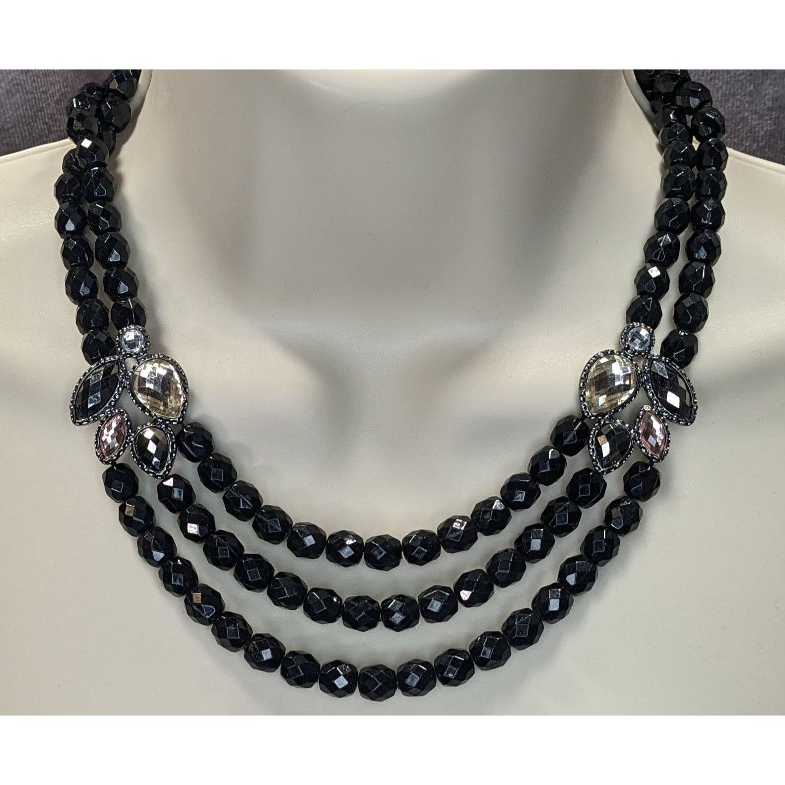 Other Glam Goth Black Triple-Strand Beaded Necklace With Crystal A Size ONE SIZE - 1 Thumbnail
