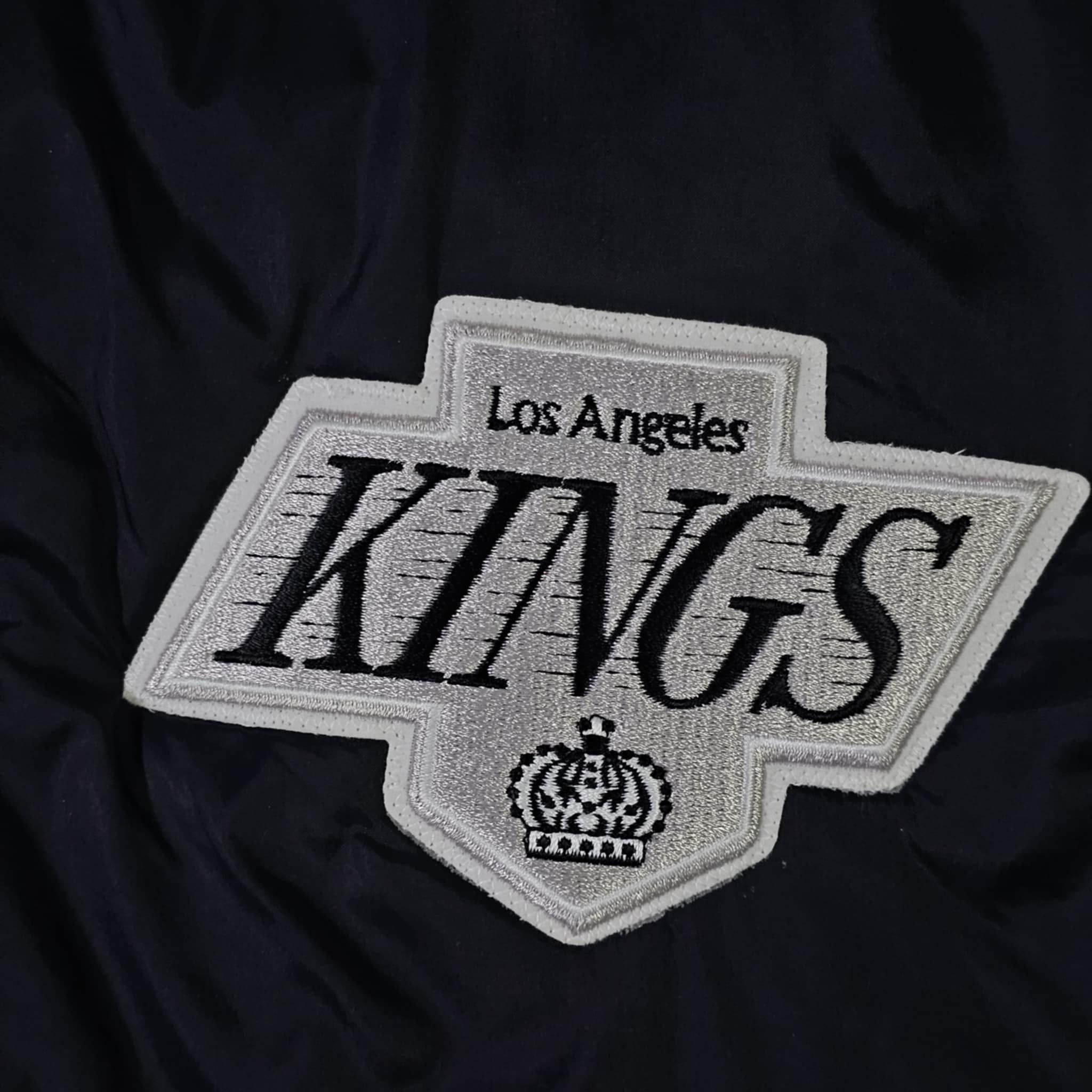 Chalk Line × NHL × Vintage Los Angeles Kings Vintage 90s Chalk Line Bomber Jacket Size US M / EU 48-50 / 2 - 4 Thumbnail