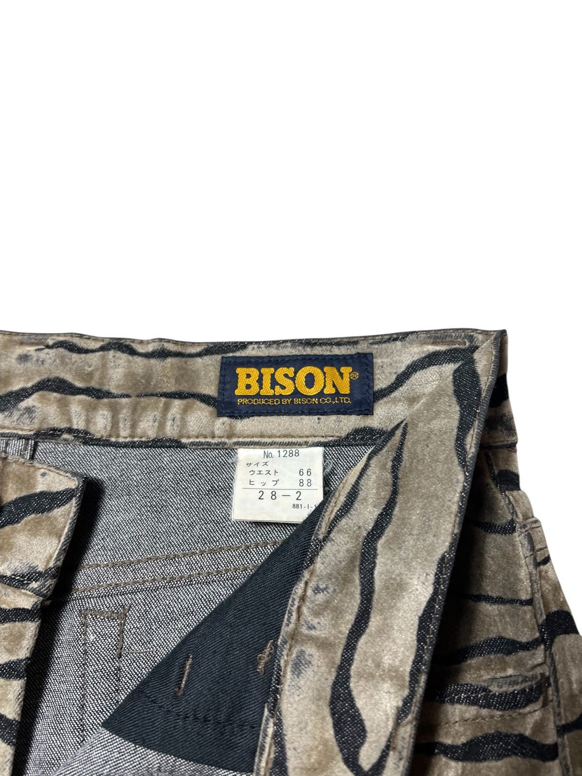 Japanese Brand Crazy Vintage Bison Zebra Claws Flared Pants Size US 28 / EU 44 - 5 Thumbnail