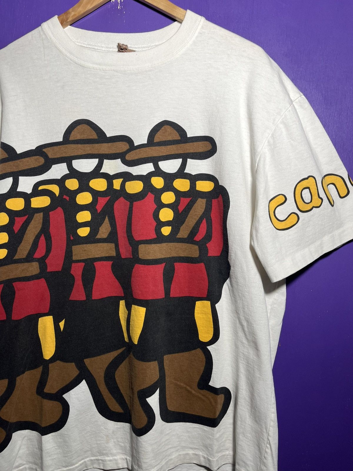 Vintage Vintage 90s Marc Tetro Canadian Mounties Art t-shirt Size US XL / EU 56 / 4 - 3 Thumbnail