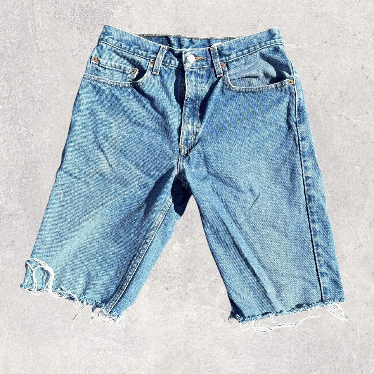 Levi's × Vintage Vintage Levi’s Shorts Size US 28 / EU 44 - 2 Thumbnail