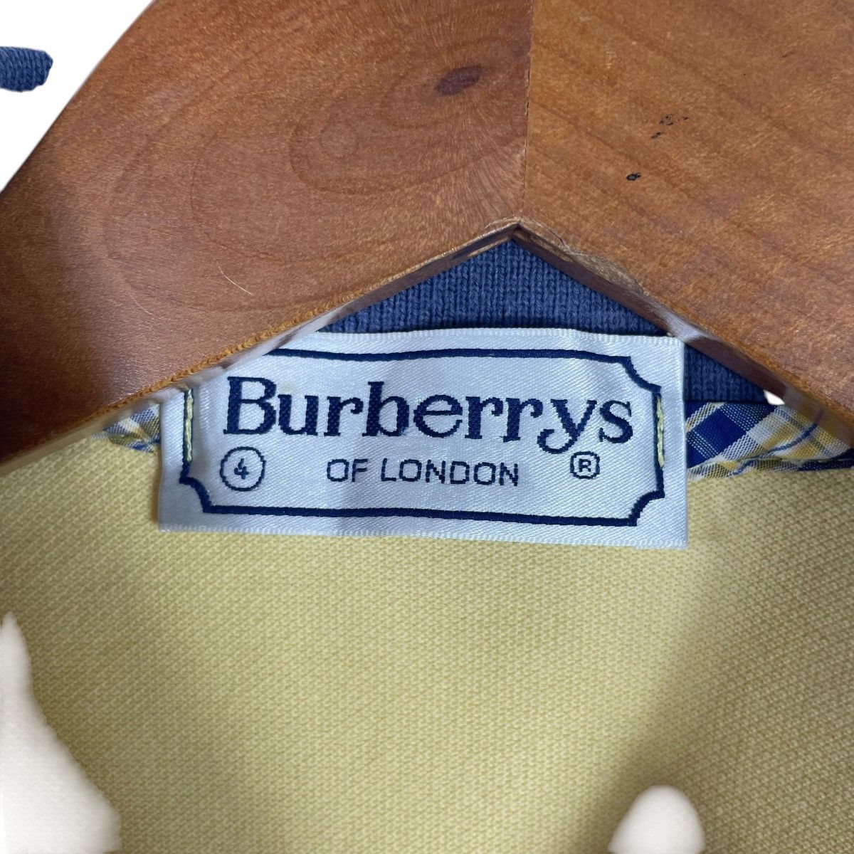Burberry × Vintage Vintage Burberrys Golf Club Polo Tee Shirt Size US M / EU 48-50 / 2 - 5 Thumbnail